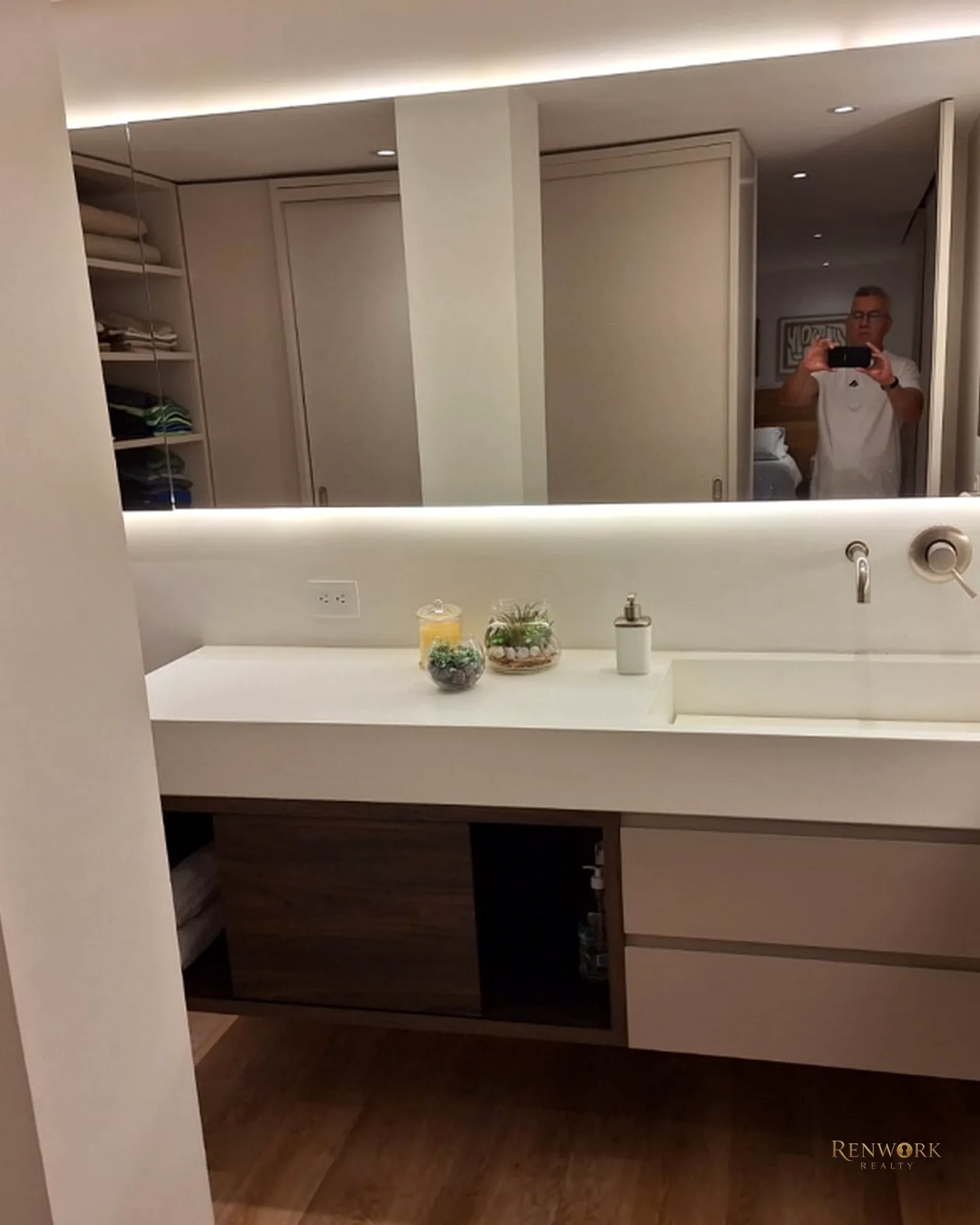 VENTA DE APARTAMENTO REMODELADO SECTOR LALINDE POBLADO · foto 10