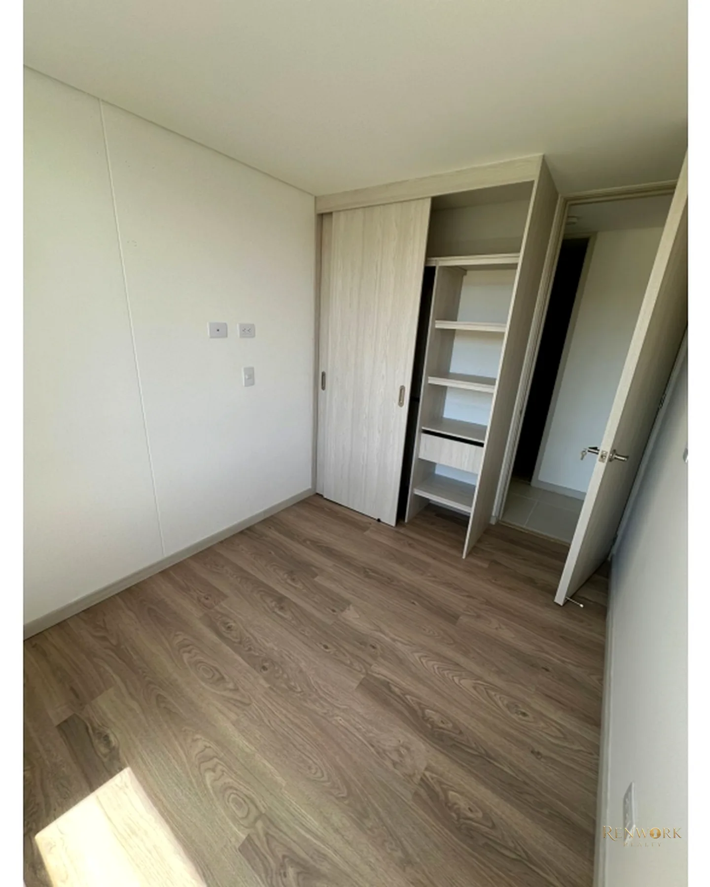 VENTA DE APARTAMENTO SURAMERICA, ITAGUI · foto 18