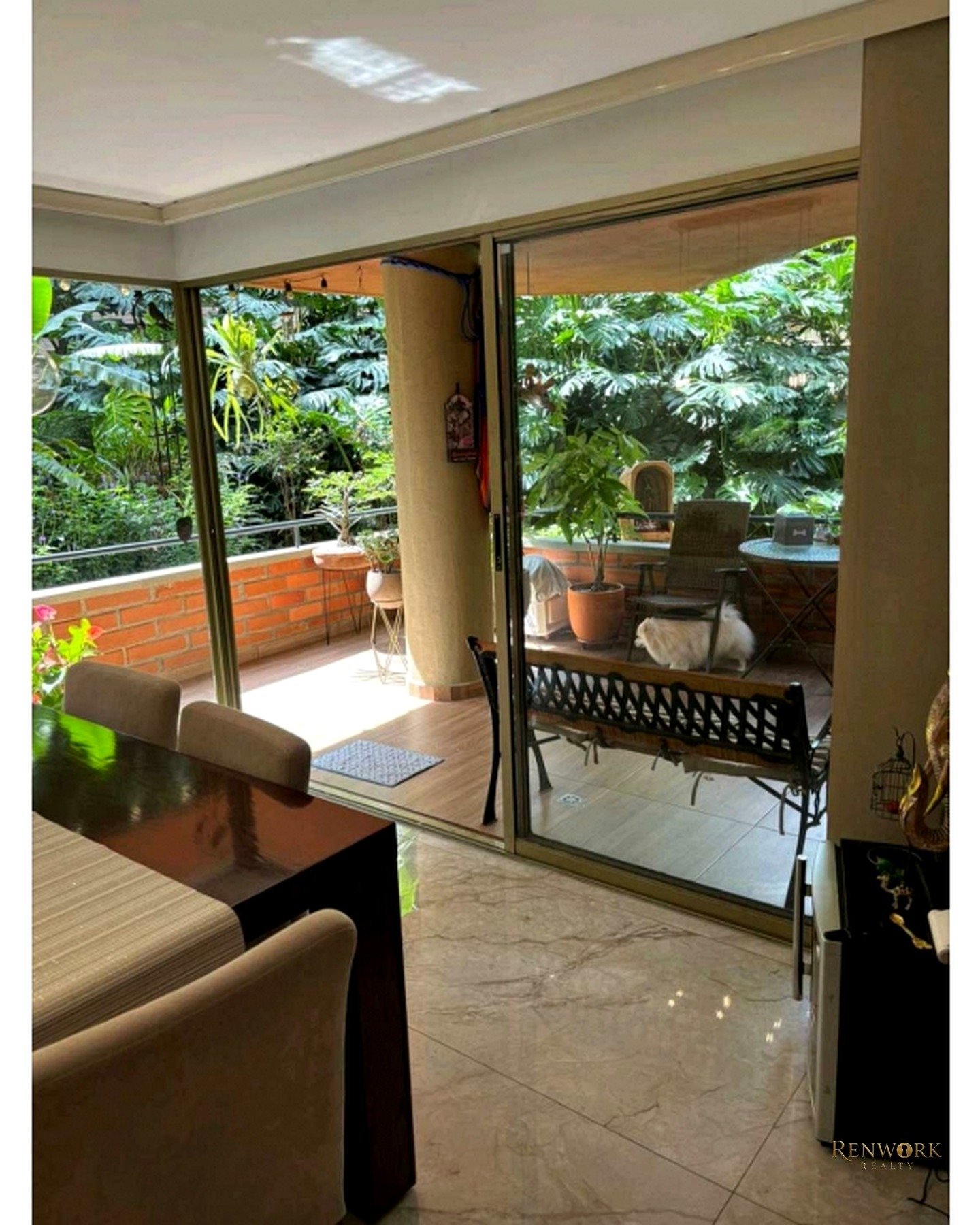 VENTA DE APARTAMENTO TIPO CASA EN EL POBLADO. · foto 5