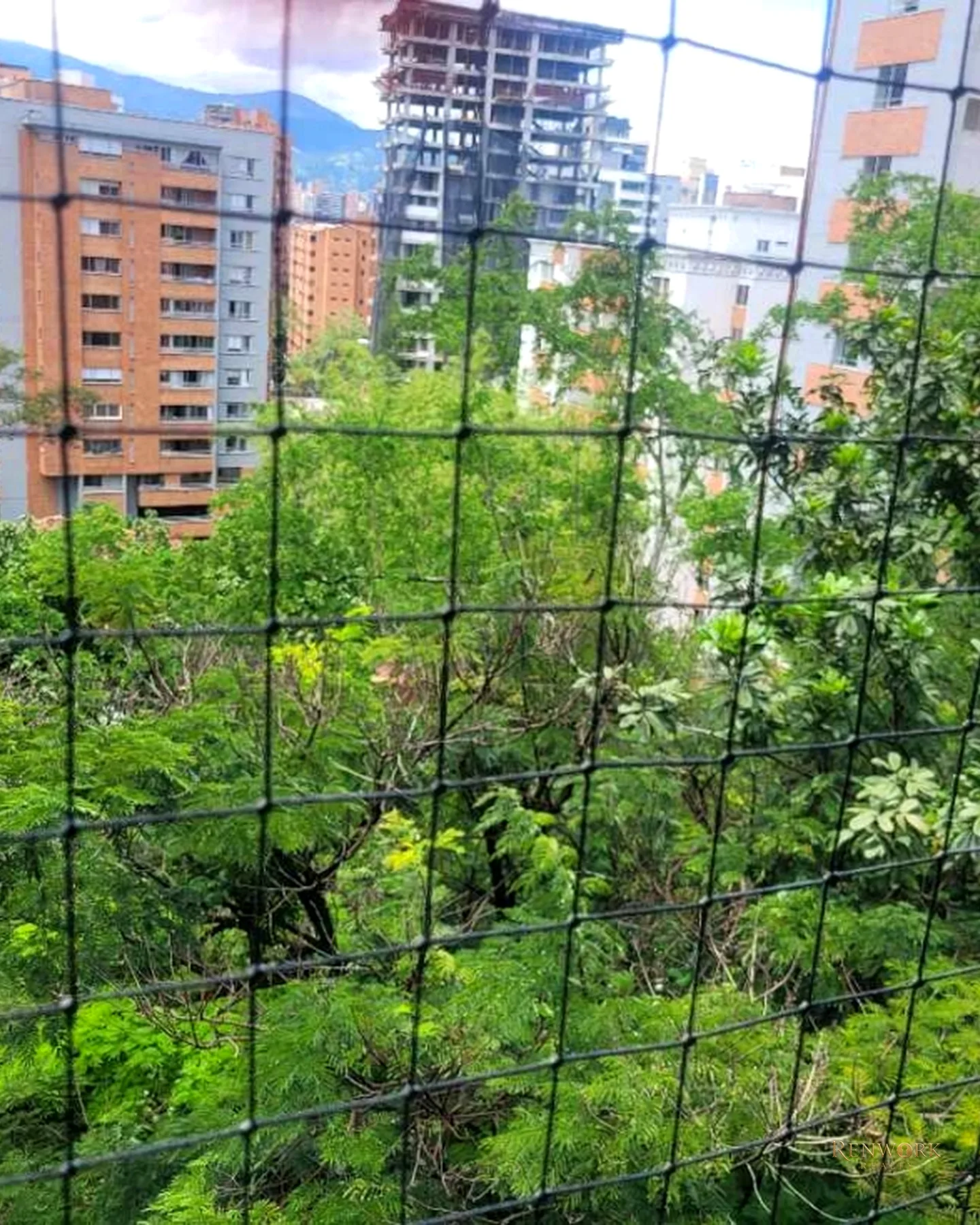 VENTA DE APARTAMENTO TOTALMENTE REMODELADO EN EL POBLADO/CASTROPOL · foto 21