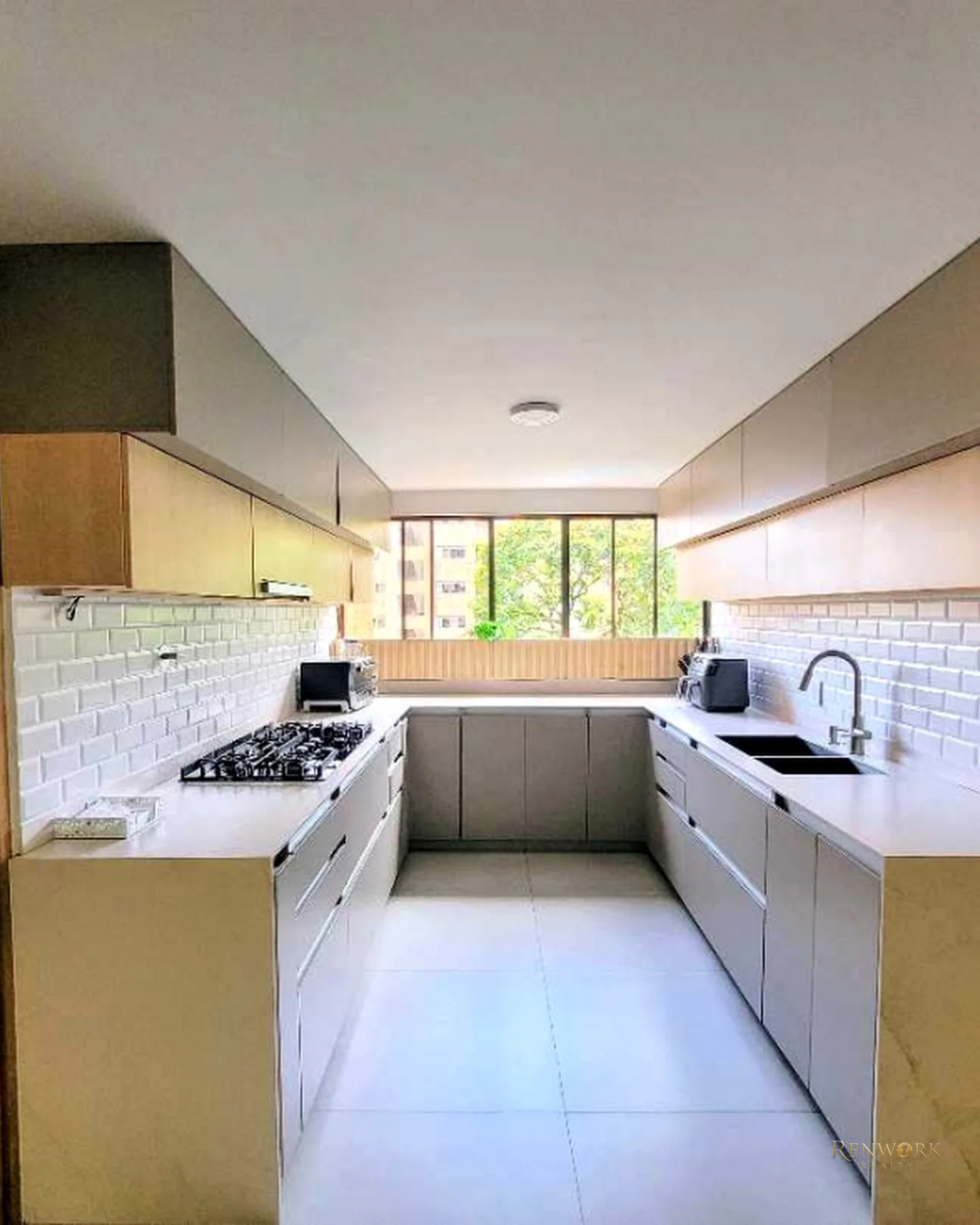 VENTA DE APARTAMENTO TOTALMENTE REMODELADO EN EL POBLADO/CASTROPOL · foto 12