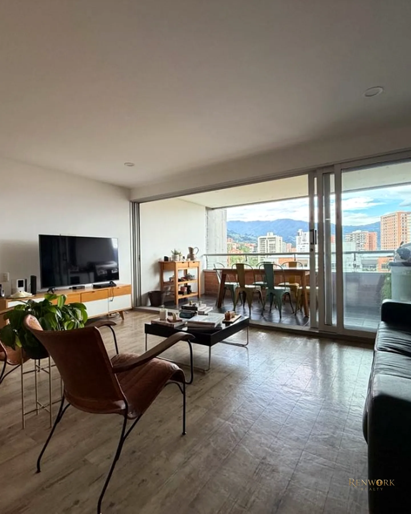 VENTA DE APARTAMENTO, VIA LINARES CON LOS BALSOS, POBLADO · foto 2