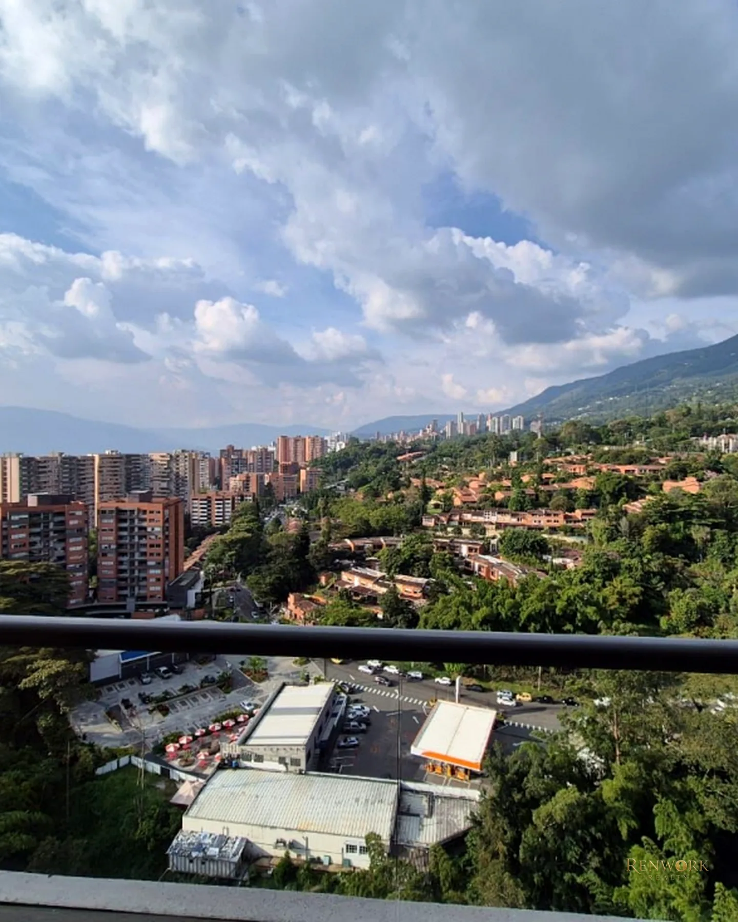 VENTA DE APTO CON COLEGA EN LOMA DEL ESCOBERO CON HERMOSA VISTA · foto 20
