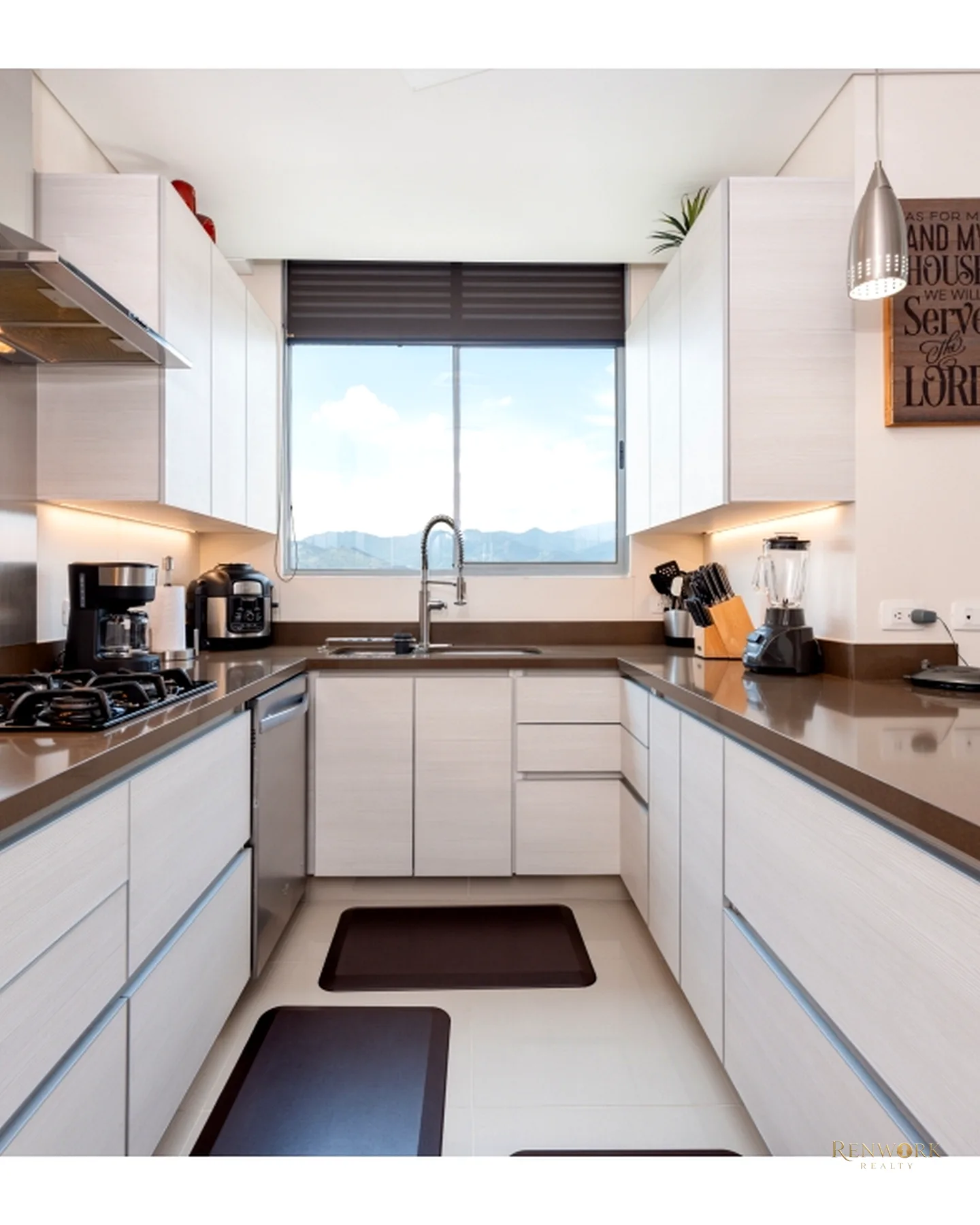 VENTA DE APTO POBLADO LOS PARRA. PISO ALTO, VISTA Y GRAN BALCÓN · foto 9