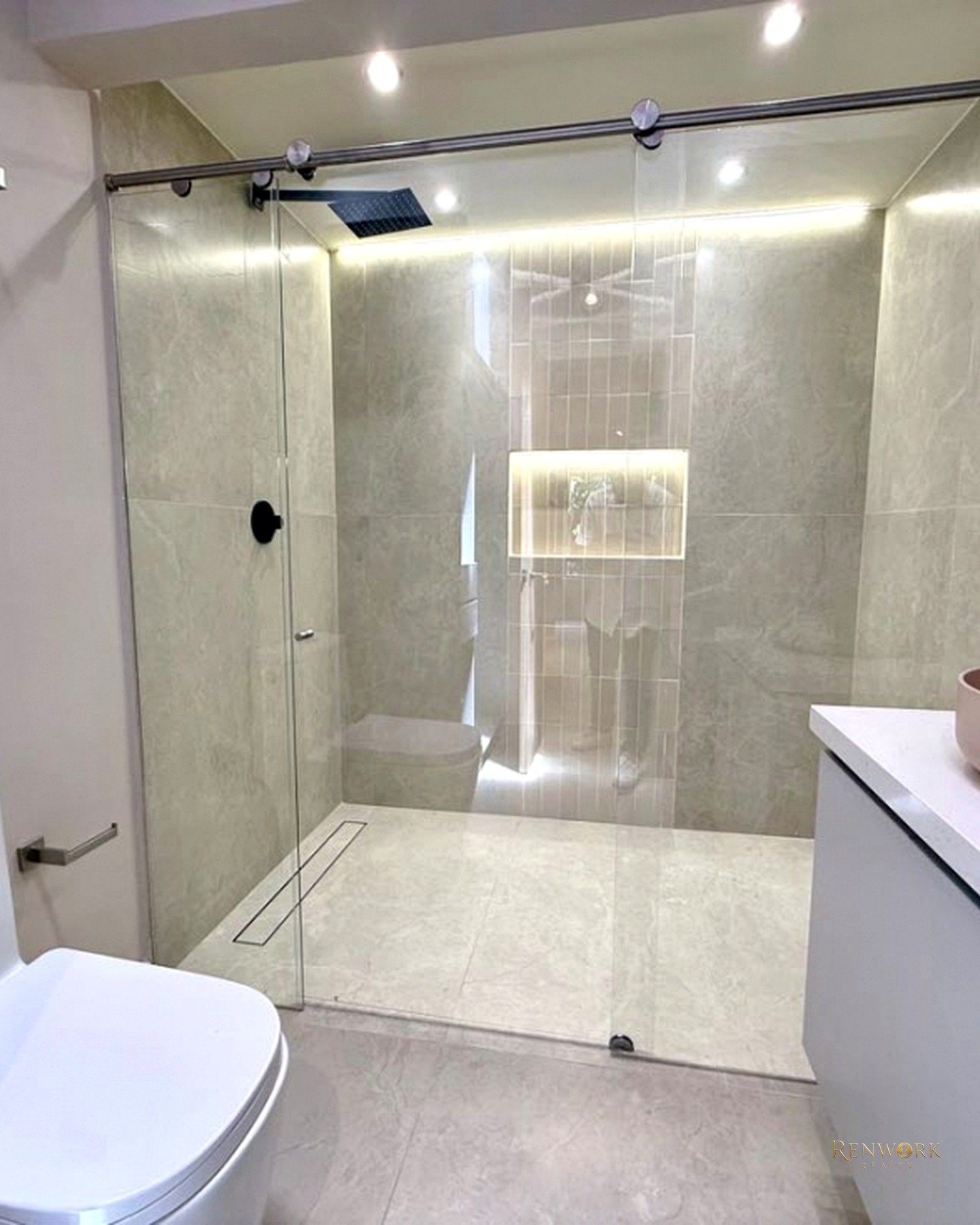 VENTA DE CASA CERCA AL CENTRO COMERCIAL EL TESORO · foto 12