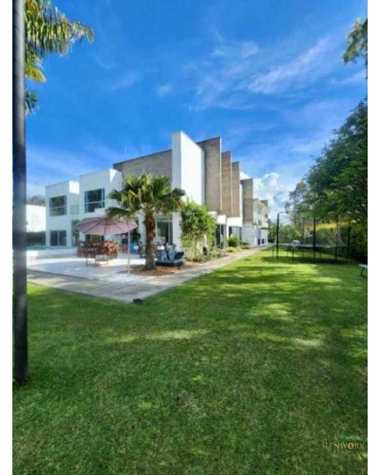 VENTA DE CASA DE LUJO CON ASCENSOR EN LLANOGRANDE, SECTOR CABECERAS · foto 5