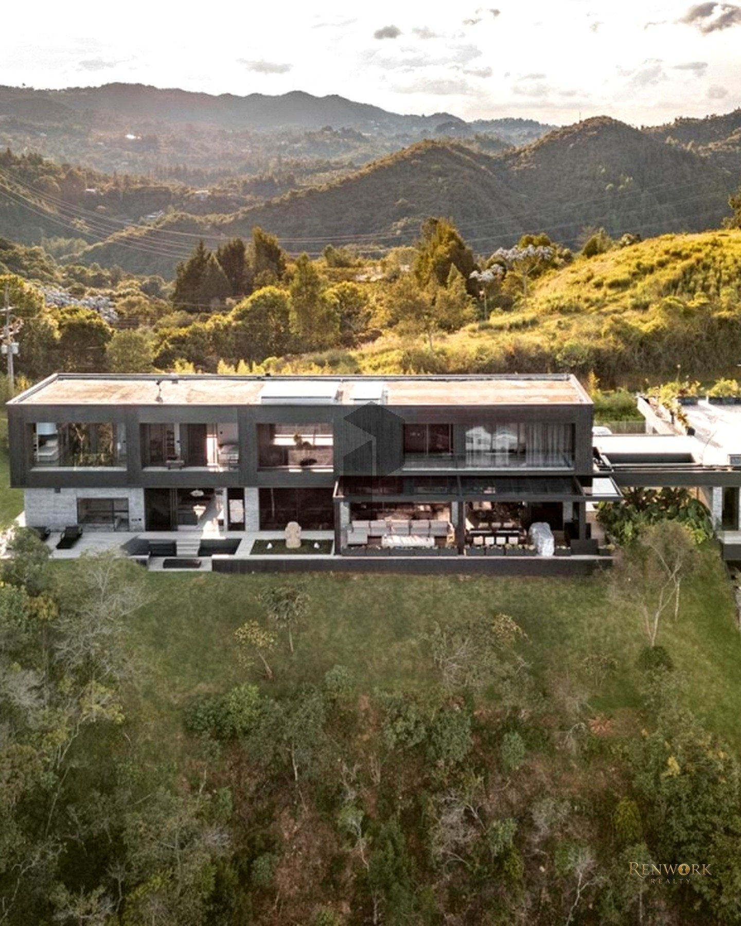VENTA DE CASA EN EL RETIRO CON VISTA A LA REPRESA · foto 3
