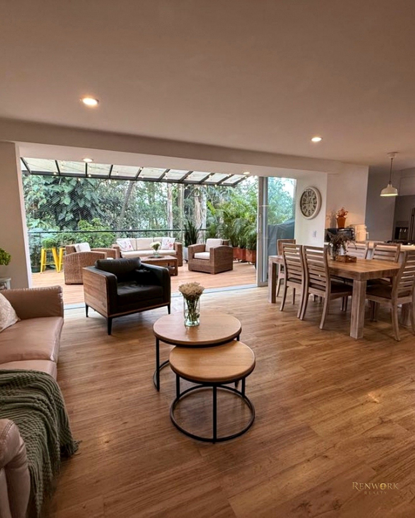 Vista de VENTA DE CASA EN LOMA DE LOS BENEDICTINOS, ENVIGADO