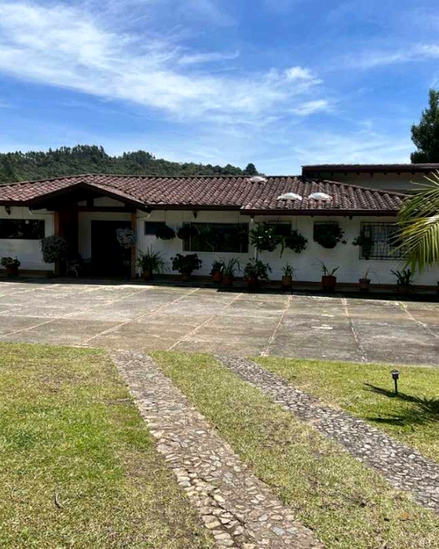 VENTA DE CASA FINCA EN RIONEGRO CERCA A LLANOGRANDE
