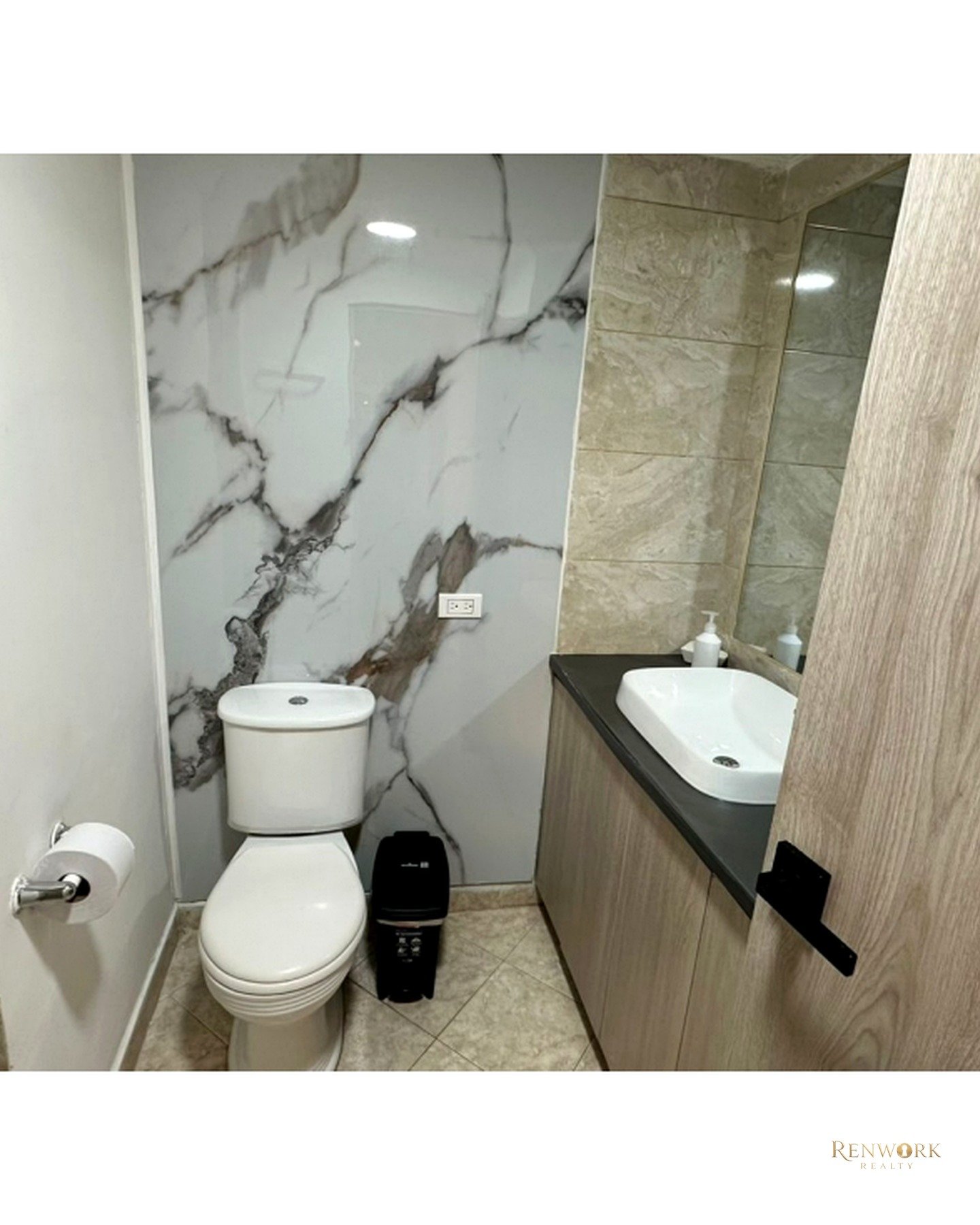 VENTA DE CASA LICENCIA PARA RENTAS CORTAS EL TESORO EL POBLADO · foto 9