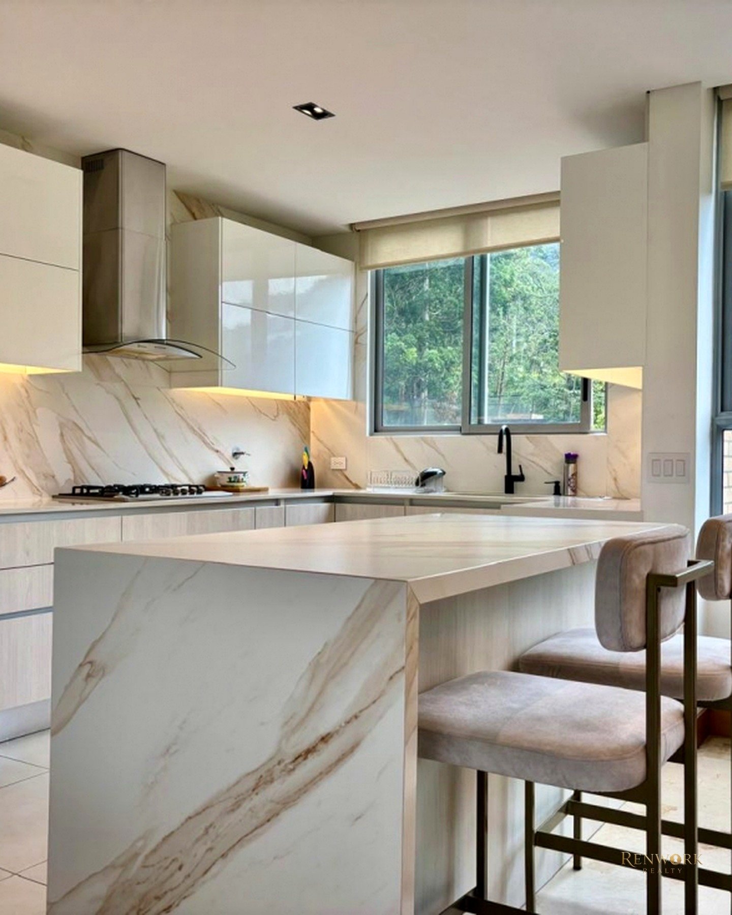 VENTA DE ESPECTACULAR APARTAMENTO SECTOR CES POBLADO · foto 3