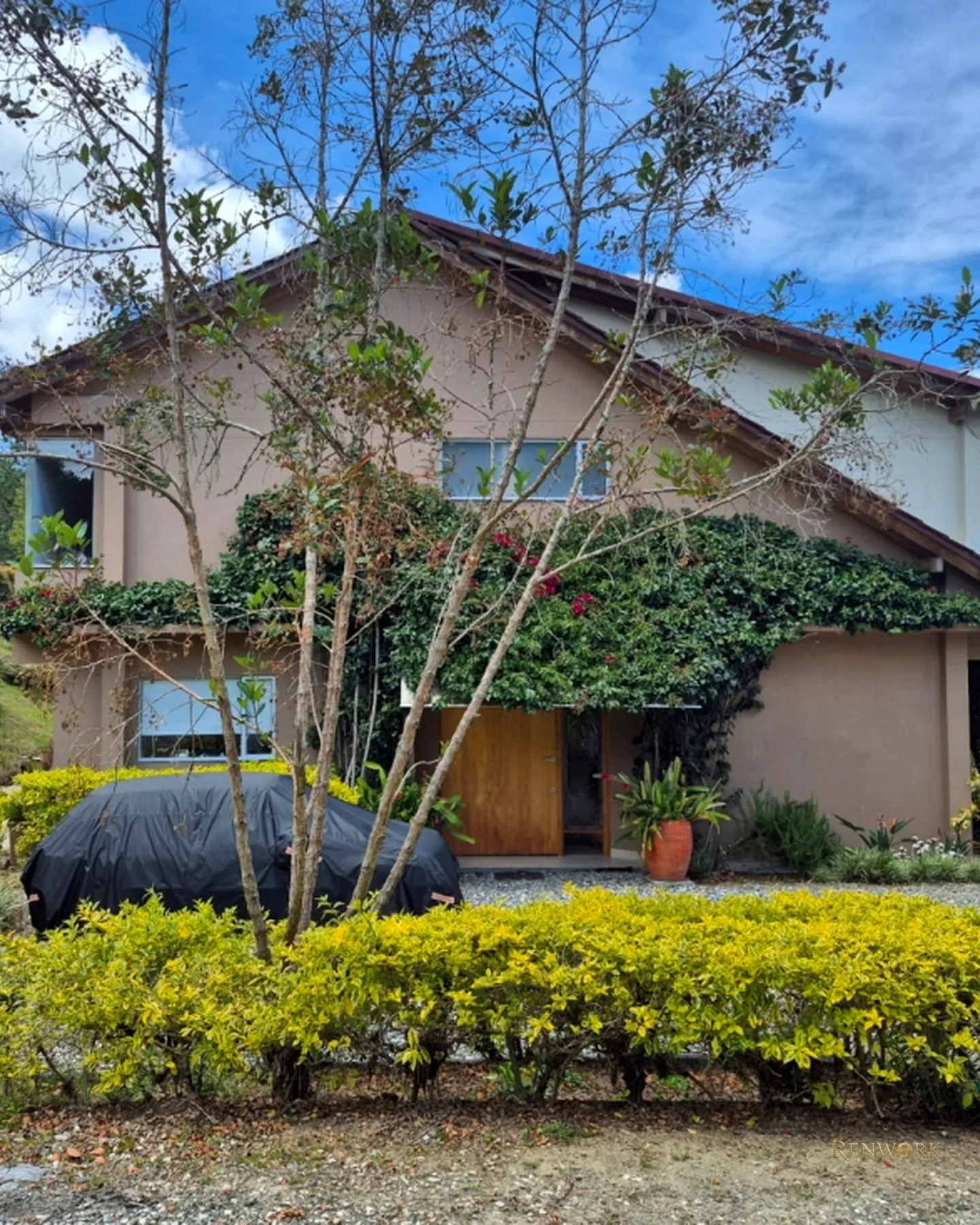 VENTA DE ESPECTACULAR CASA EN HACIENDA EL CAPIRO · foto 17