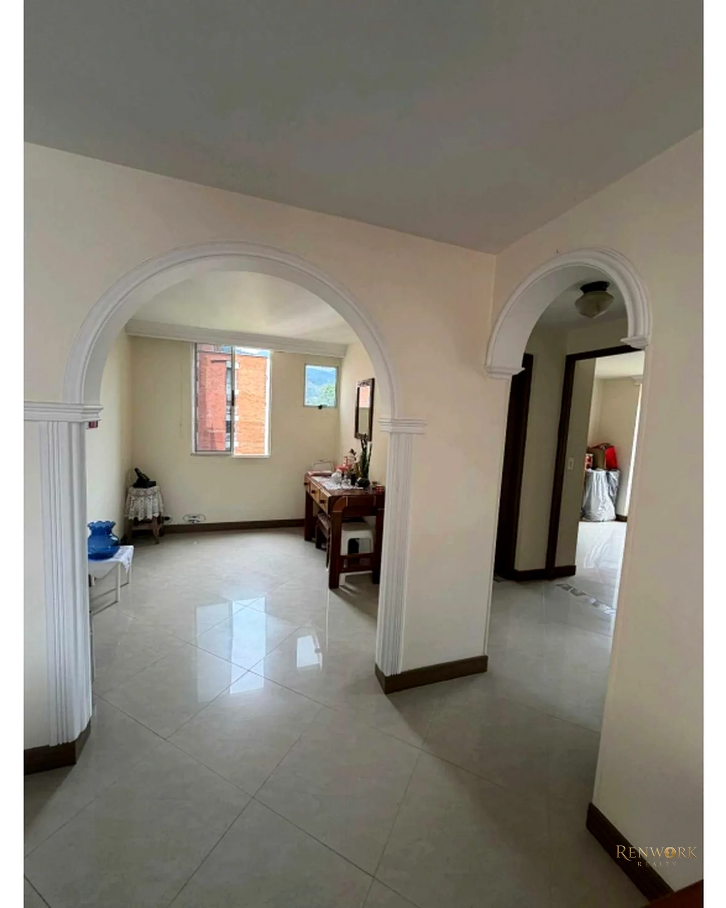 VENTA DE EXCELENTE APARTAMENTO EN LA LOMA DE LOS BERNAL · foto 4
