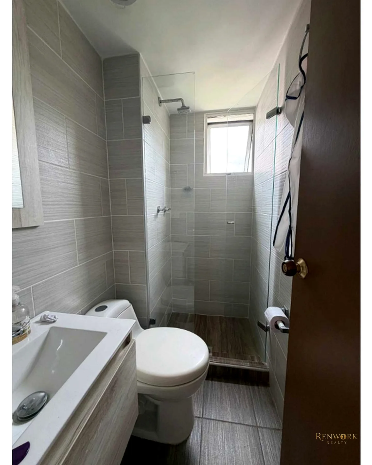 VENTA DE EXCELENTE APARTAMENTO EN LA LOMA DE LOS BERNAL · foto 14
