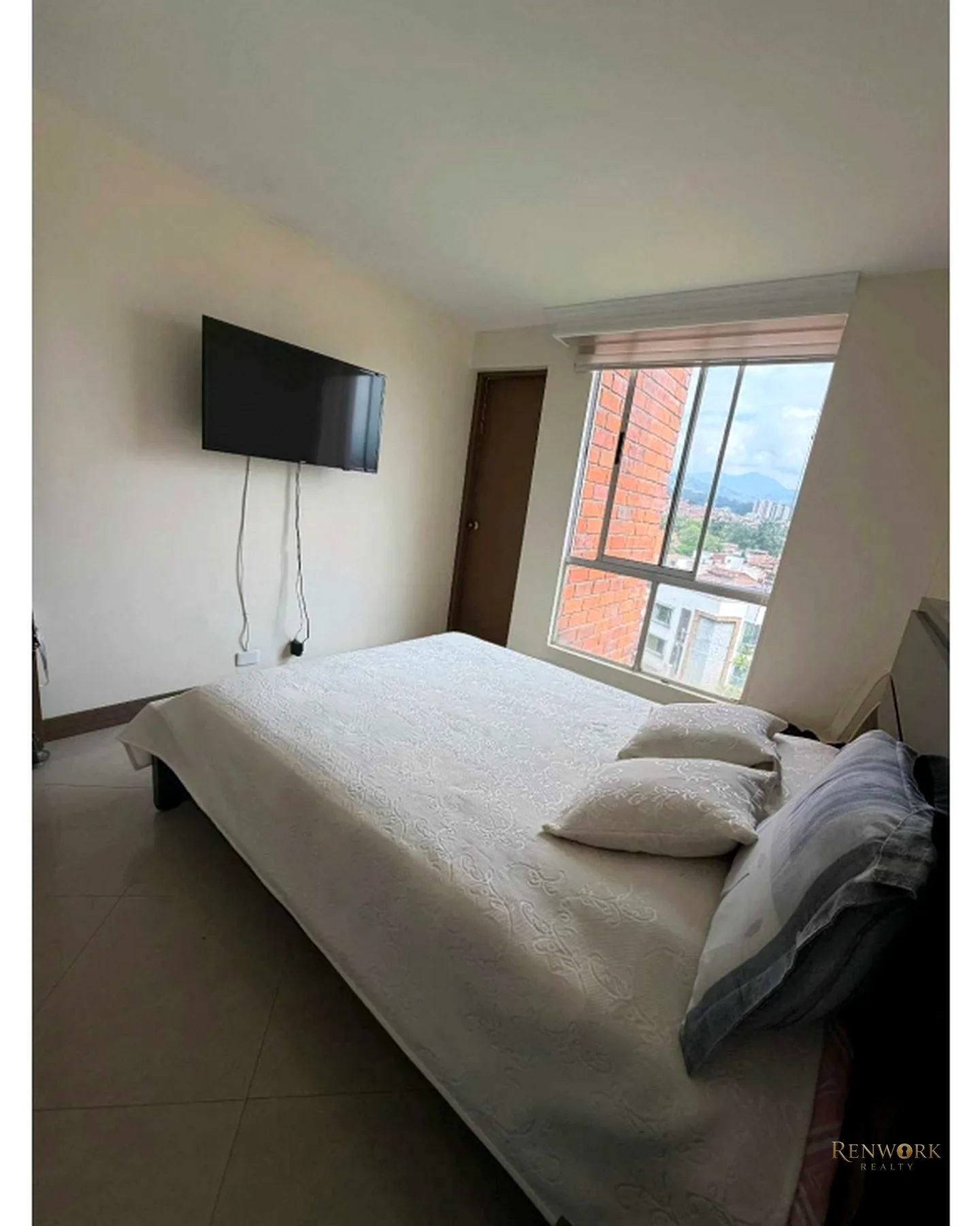 VENTA DE EXCELENTE APARTAMENTO EN LA LOMA DE LOS BERNAL · foto 12
