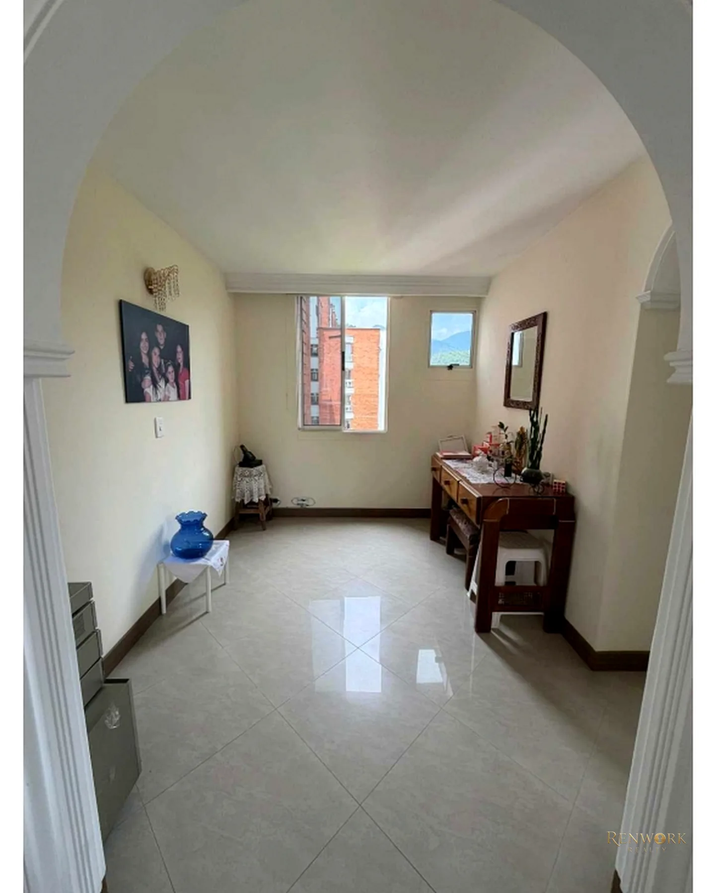 VENTA DE EXCELENTE APARTAMENTO EN LA LOMA DE LOS BERNAL · foto 5