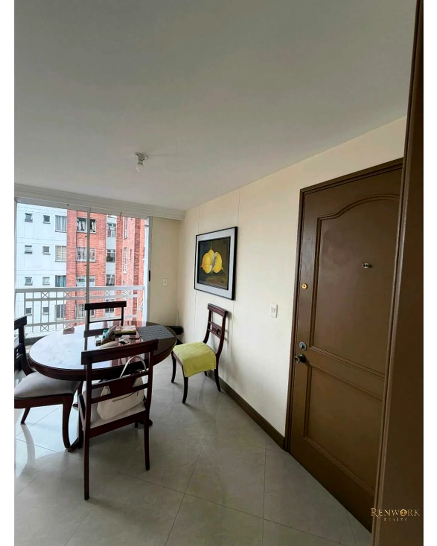 VENTA DE EXCELENTE APARTAMENTO EN LA LOMA DE LOS BERNAL · foto 2