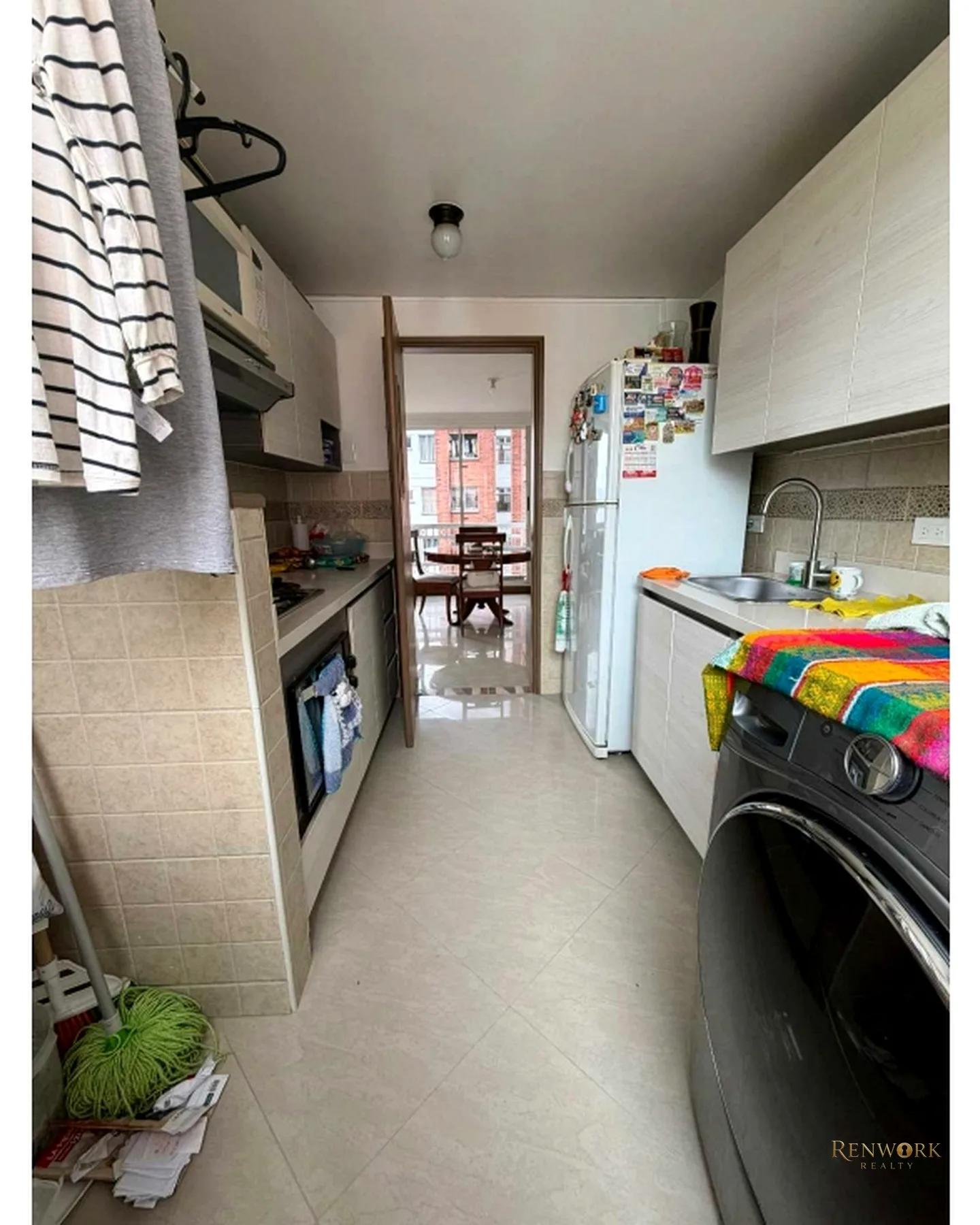 VENTA DE EXCELENTE APARTAMENTO EN LA LOMA DE LOS BERNAL · foto 6