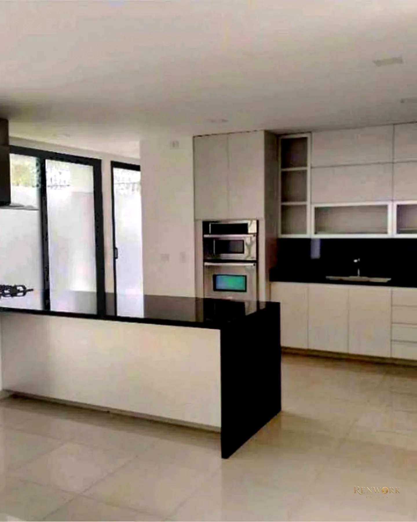 VENTA DE EXCELENTE CASA UBICADA CERCA A PALMAS · foto 1