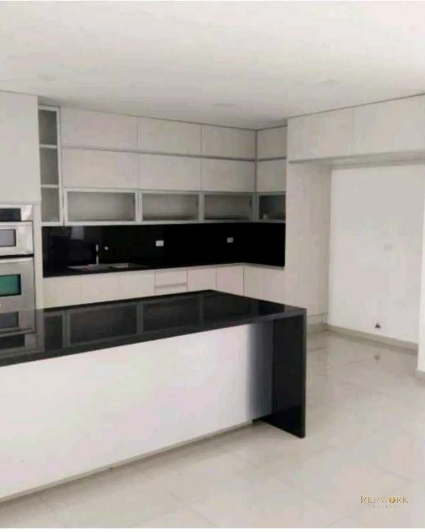 VENTA DE EXCELENTE CASA UBICADA CERCA A PALMAS · foto 3