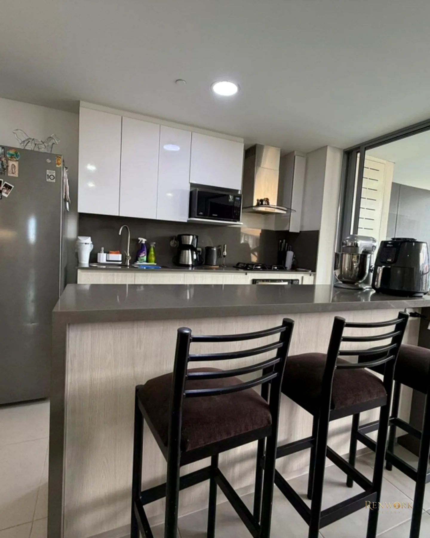 VENTA DE EXCLUSIVO APTO EN LOMA DE LOS MESA -ENVIGADO · foto 2