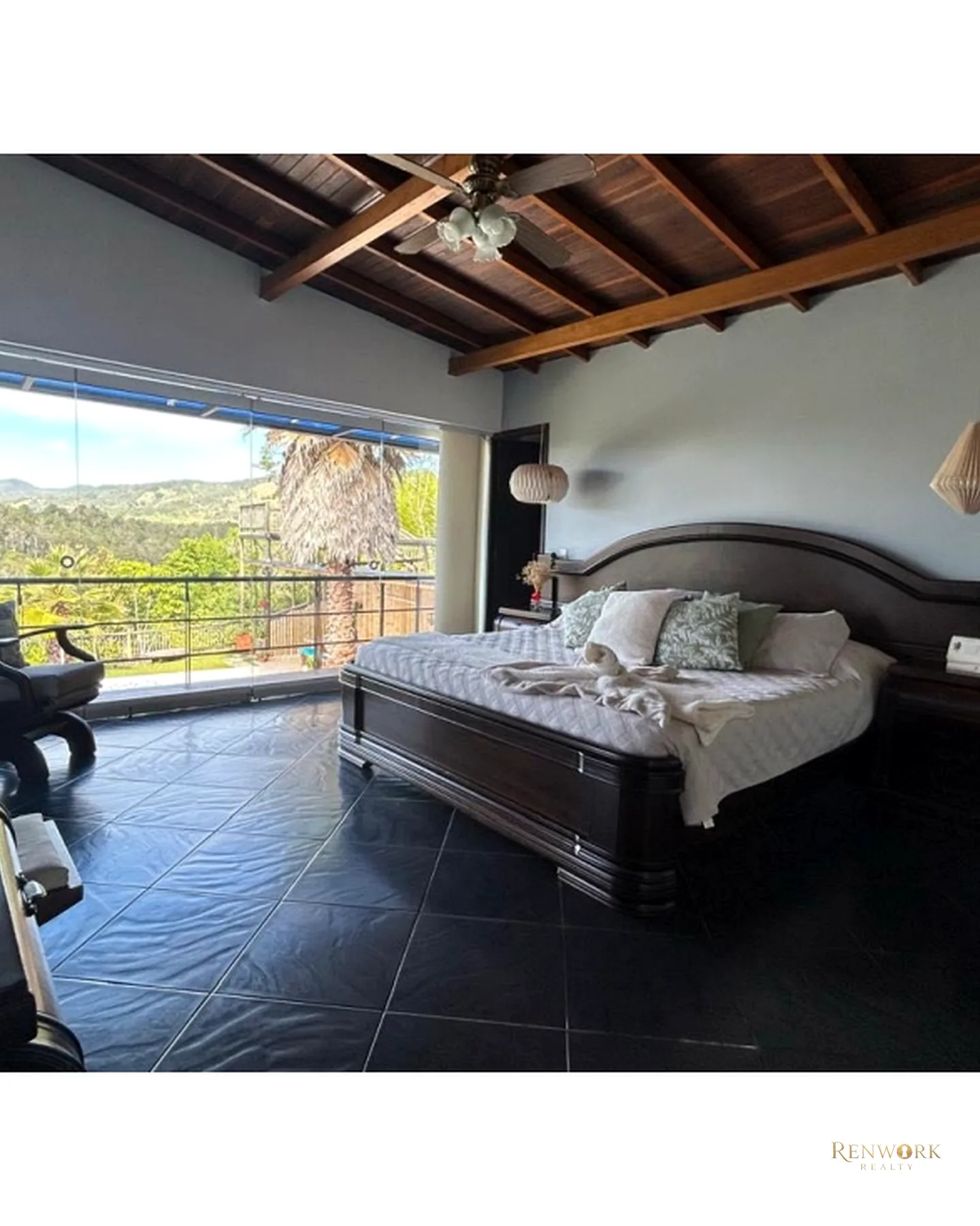 VENTA DE FINCA EN GUATAPE FRENTE A LA PIEDRA DEL PEÑOL · foto 9