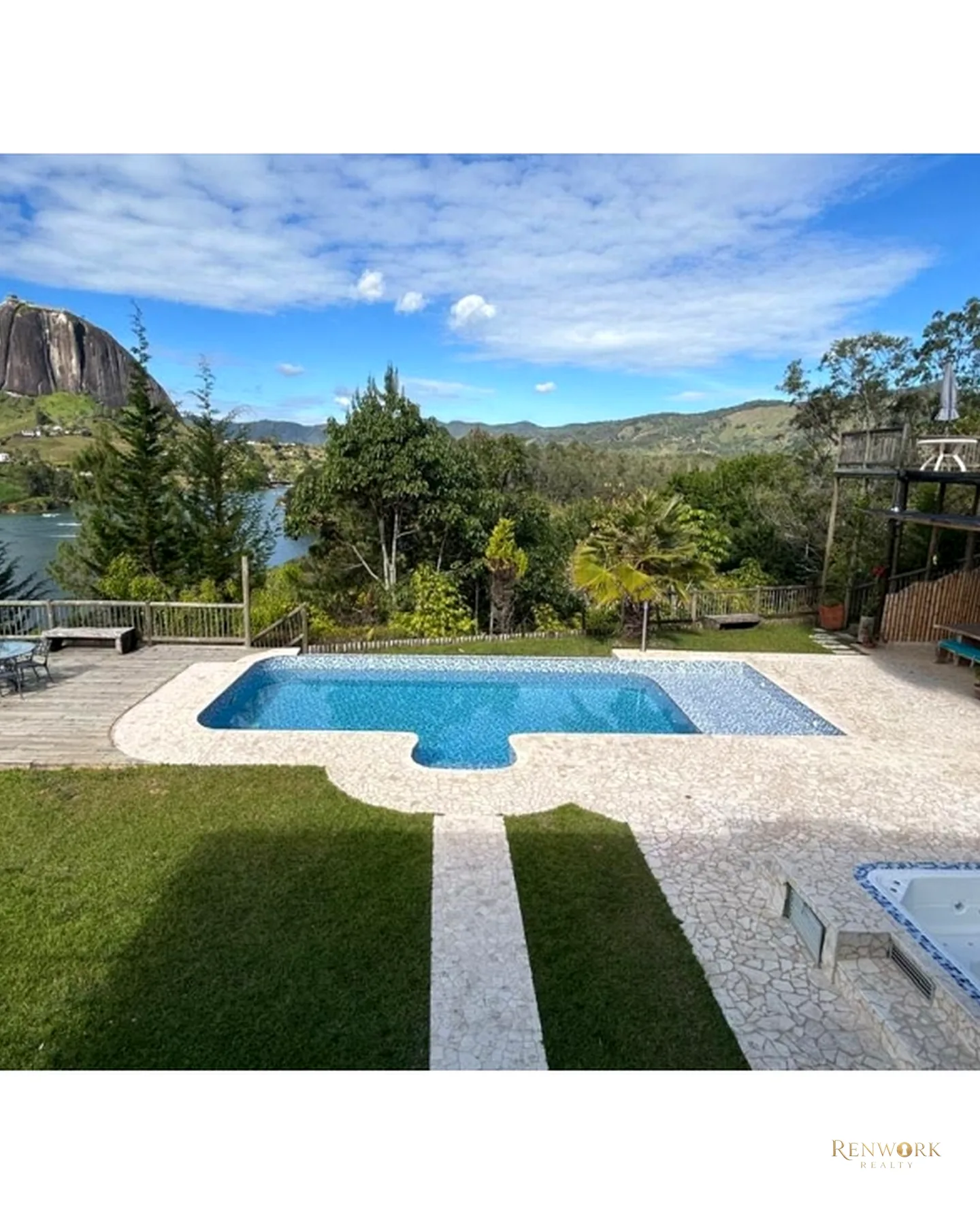 VENTA DE FINCA EN GUATAPE FRENTE A LA PIEDRA DEL PEÑOL · foto 19