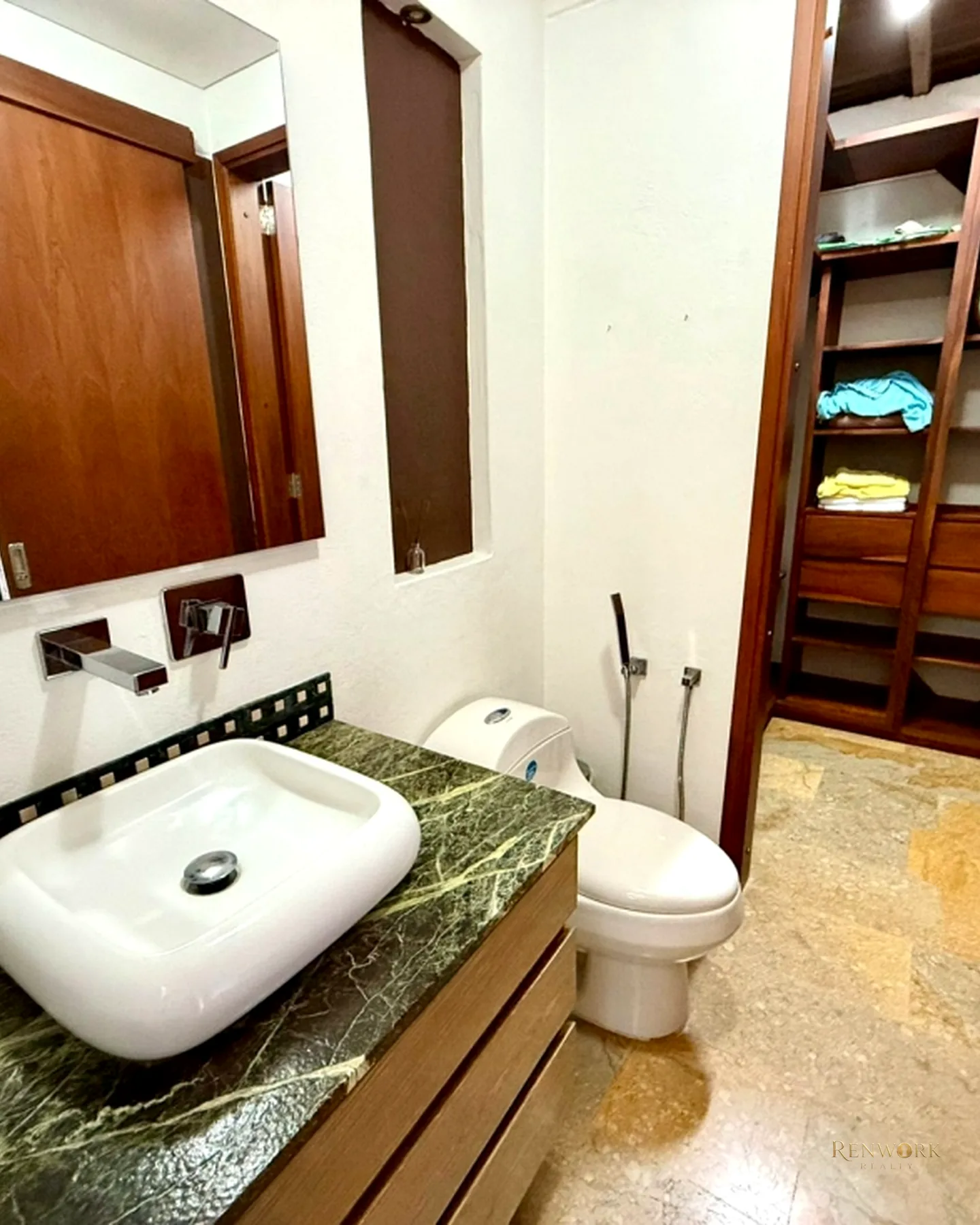 VENTA DE HERMOSA CASA CAMPESTRE EN LA LOMA DEL ESCOBERO · foto 10