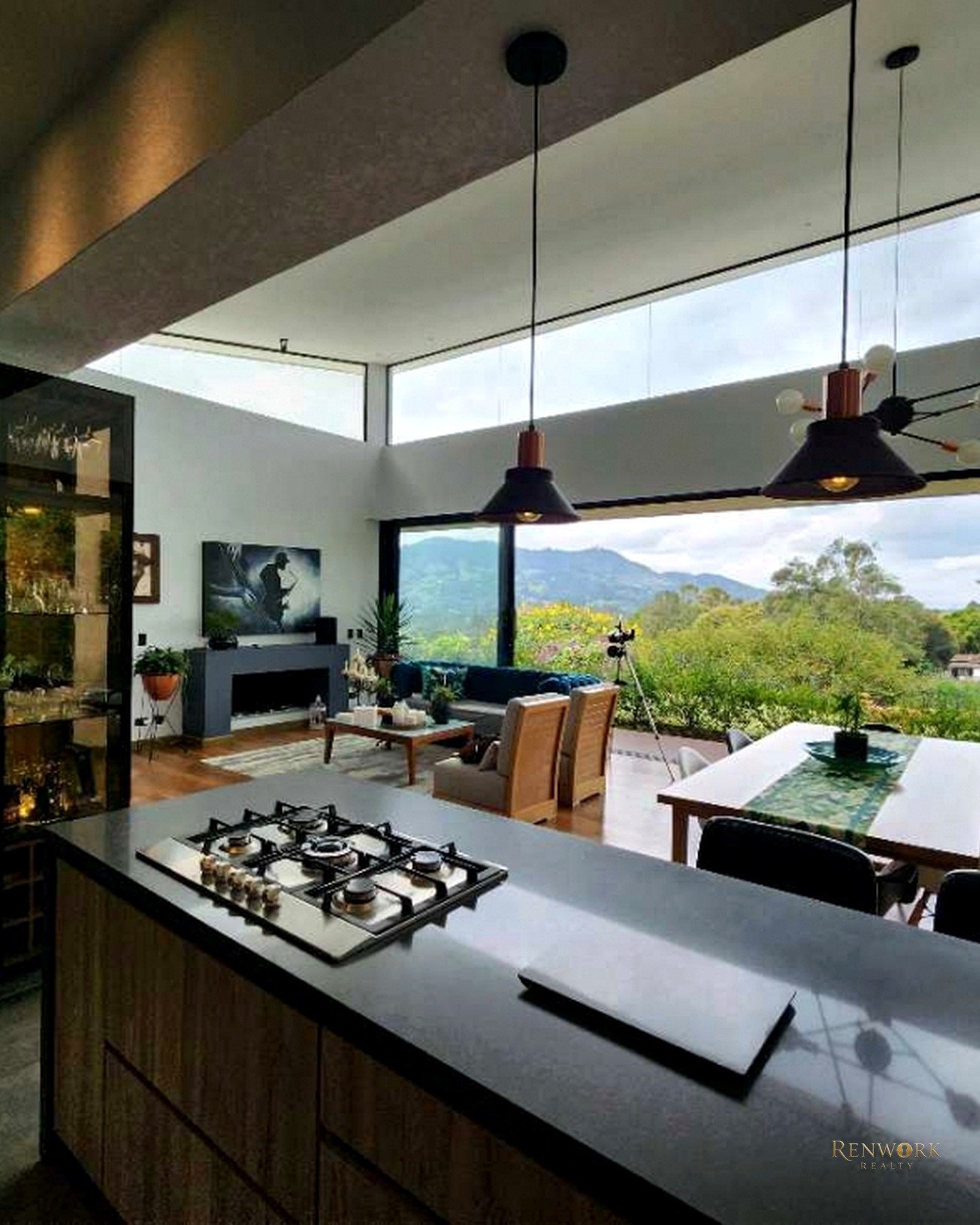 Vista de VENTA DE HERMOSA CASA EN LA CEJA, 1 NIVEL, UNIDAD CERRADA