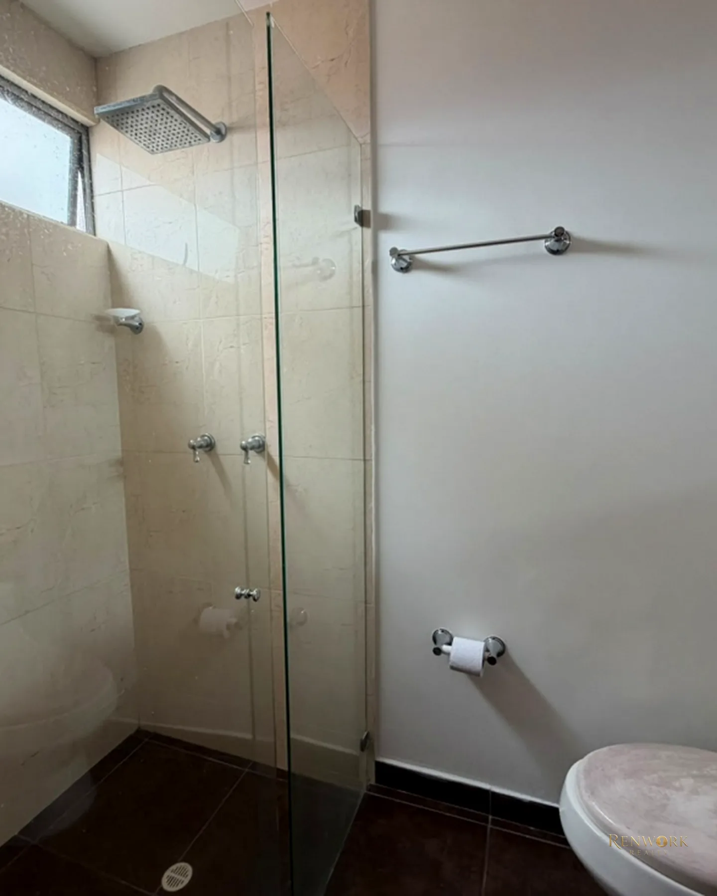 VENTA DE HERMOSO DUPLEX EN LAURELES · foto 14