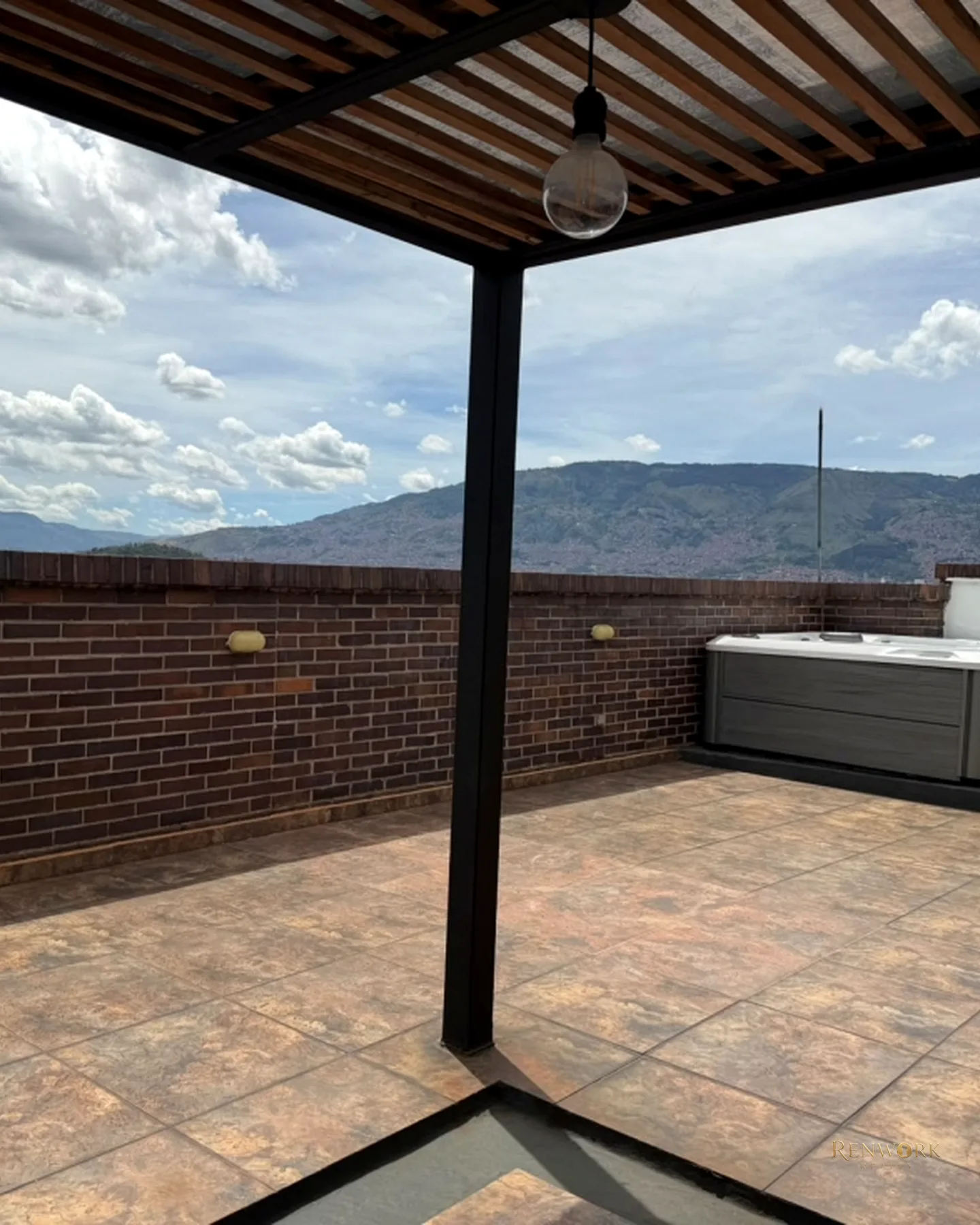 VENTA DE HERMOSO DUPLEX EN LAURELES · foto 7