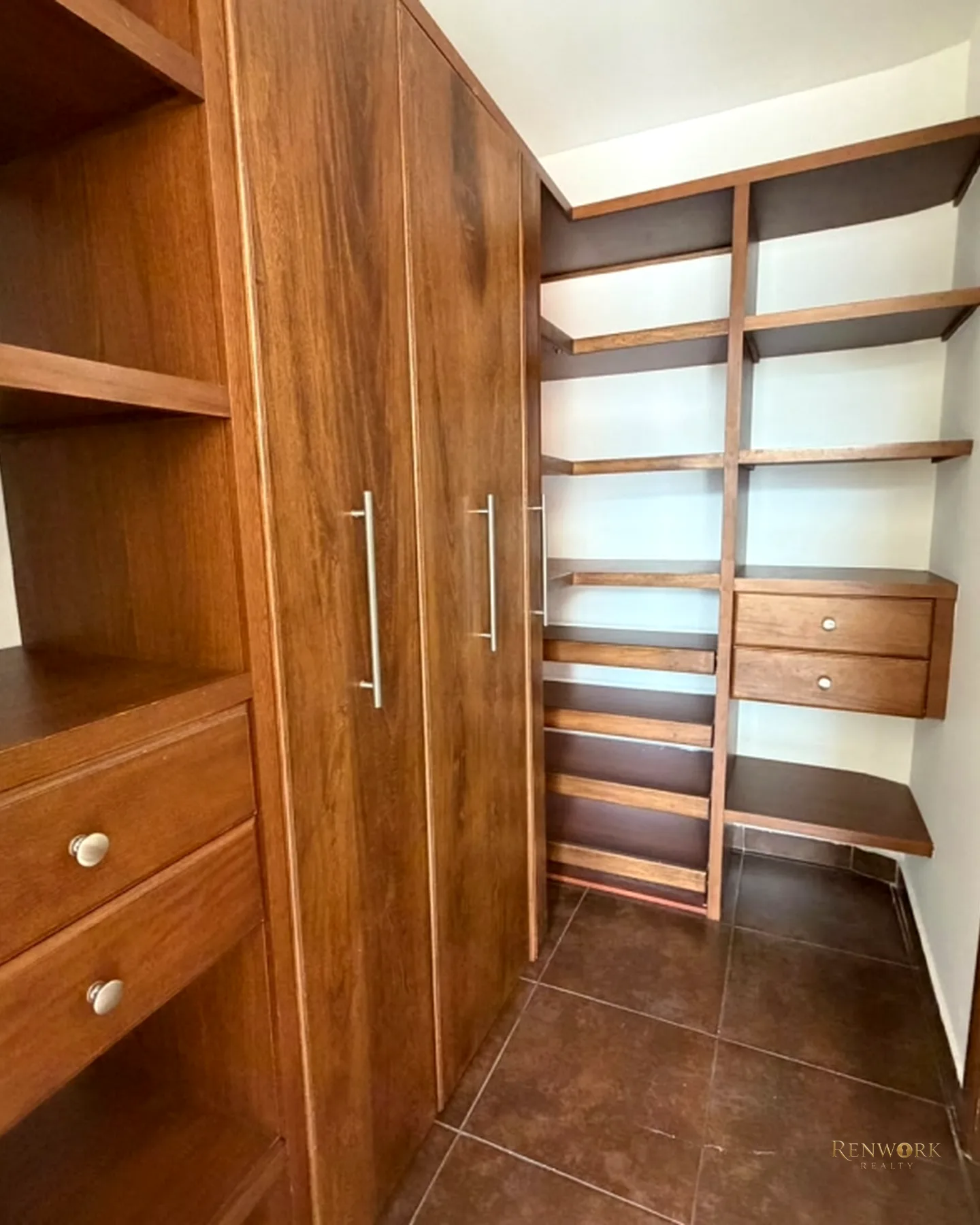 VENTA DE HERMOSO DUPLEX EN LAURELES · foto 12