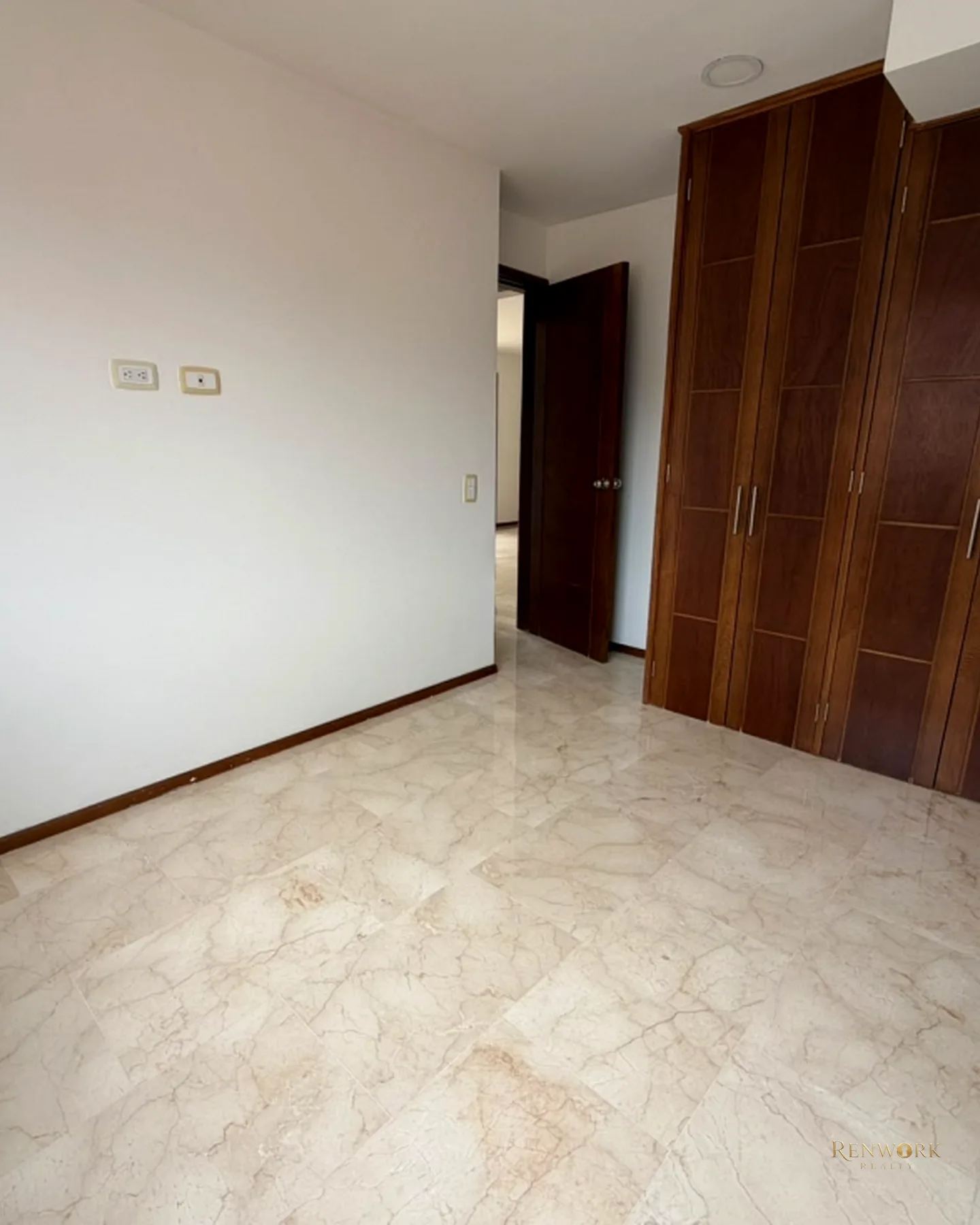 VENTA DE HERMOSO DUPLEX EN LAURELES · foto 15