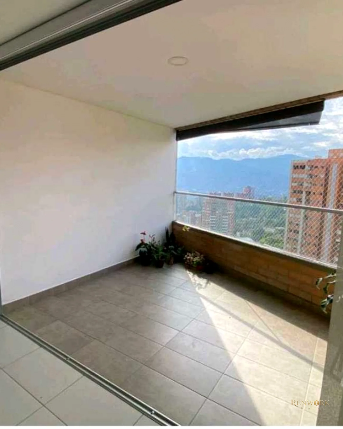 VENTA DE HERMOSO Y MODERNO APARTAMENTO EN NATIVO ENVIGADO · foto 1