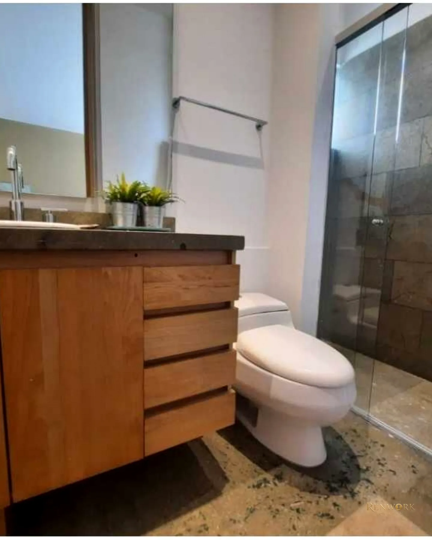 VENTA DE MODERNO APARTAMENTO EN EL POBLADO, SECTOR CANTAGIRONE. · foto 6