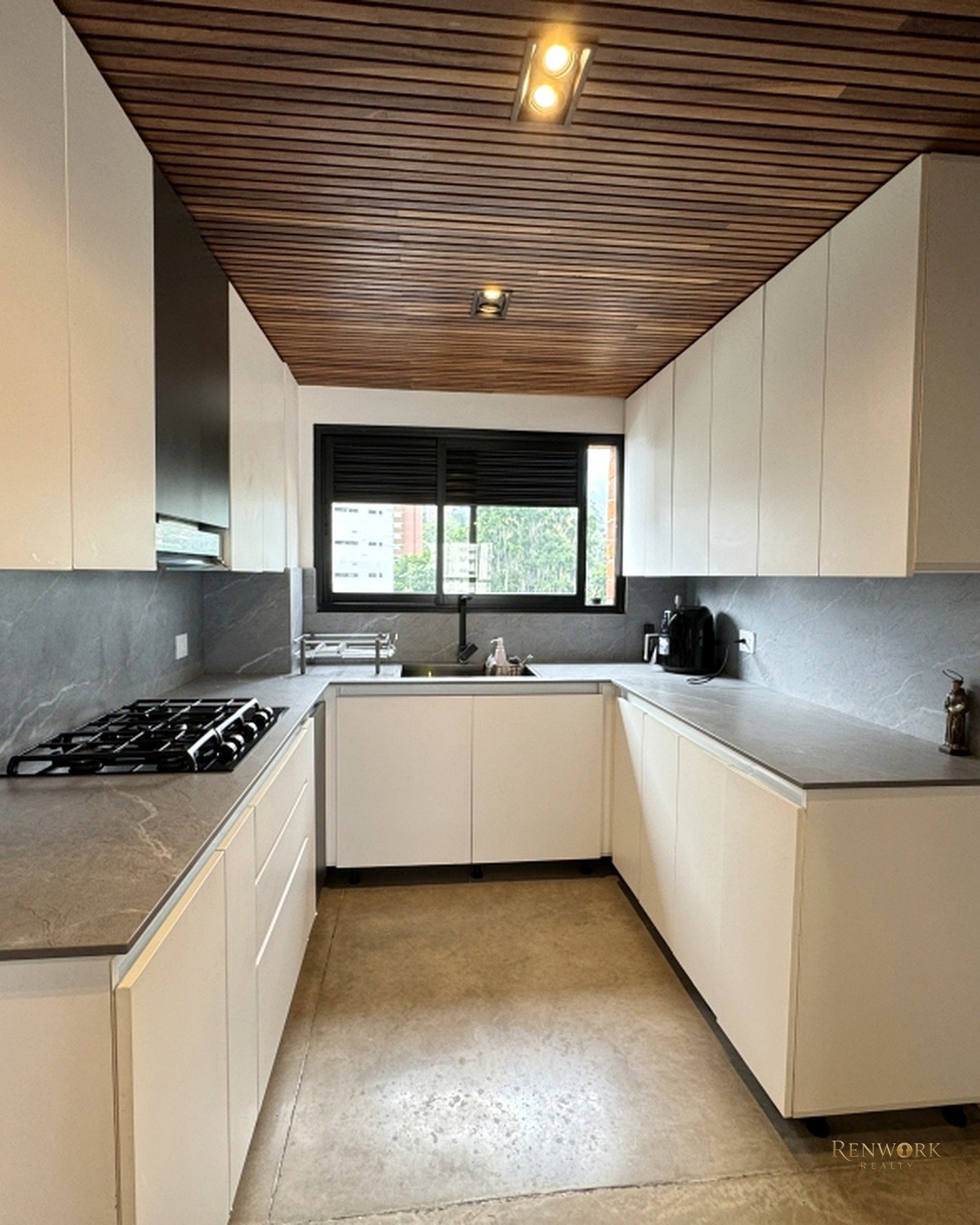 VENTA DE PENTHOUSE EN EL CAMPESTRE, EL POBLADO. · foto 13