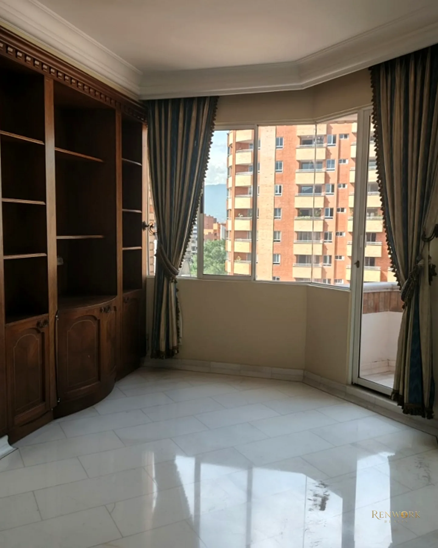 VENTA DE PENTHOUSE EN LAURELES · foto 13