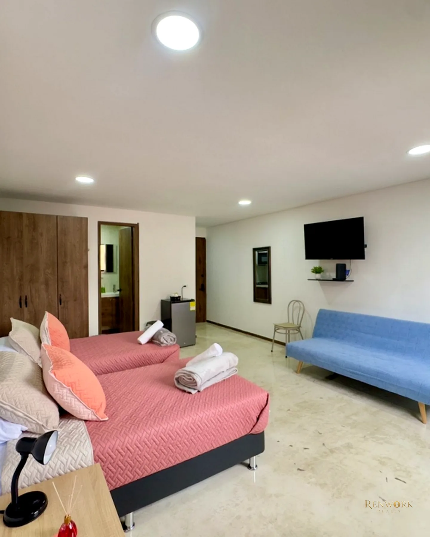 VENTA DE PISO COMPLETO EN LAURELES: 4 APARTAESTUDIOS RENTANDO AIRBNB · foto 7