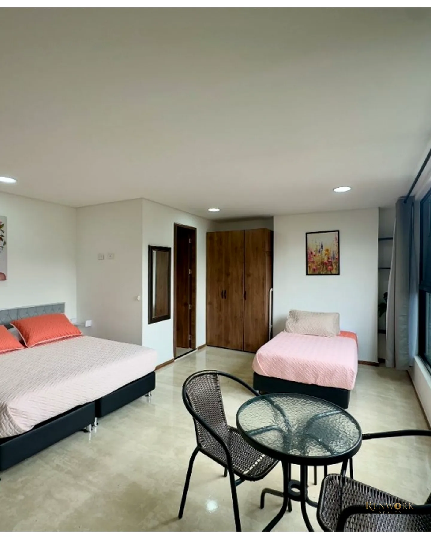 VENTA DE PISO COMPLETO EN LAURELES: 4 APARTAESTUDIOS RENTANDO AIRBNB · foto 9