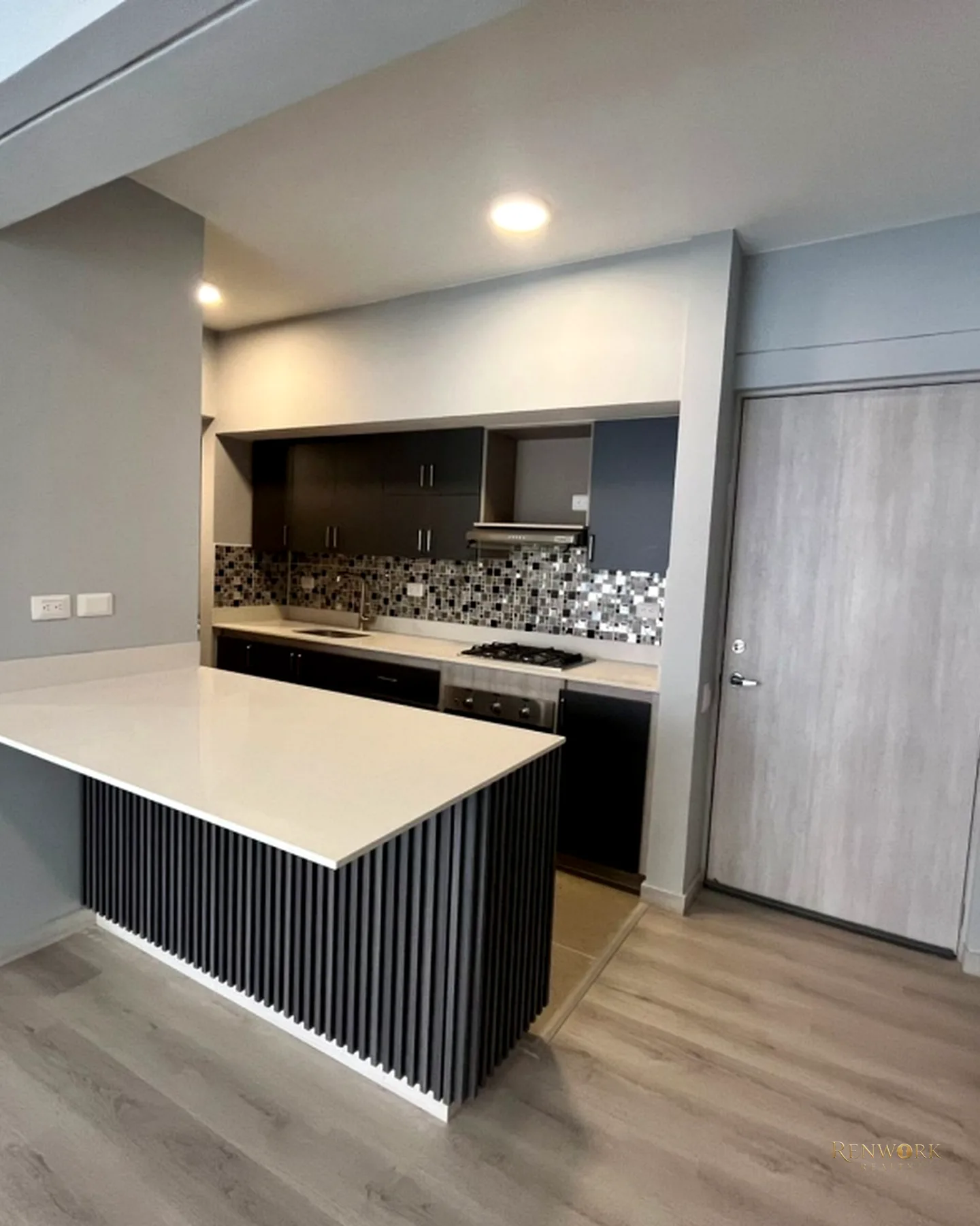 VENTA ESPECTACULAR APARTAMENTO EN CIUDAD DEL RIO - PARA ESTRENAR · foto 2