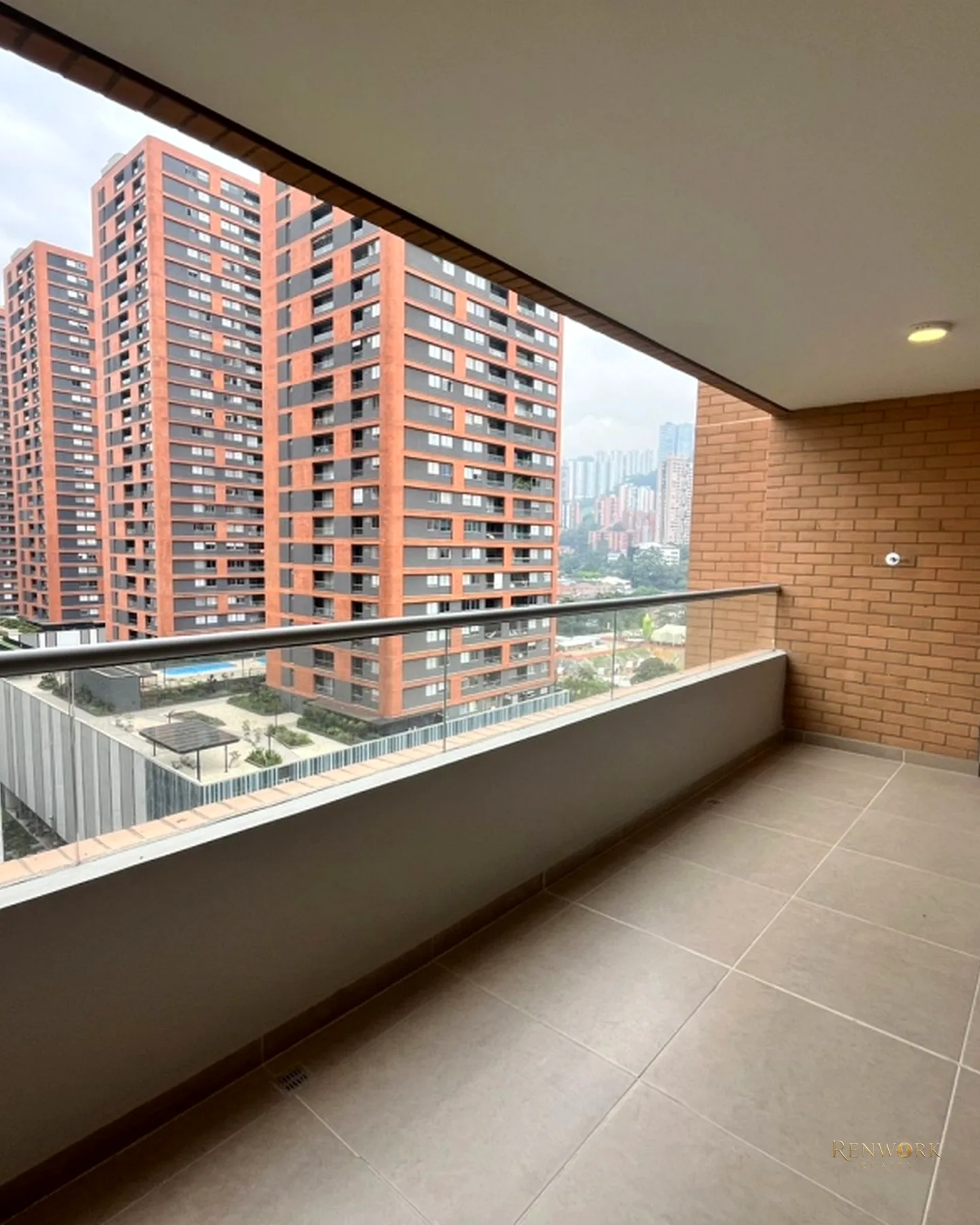 VENTA ESPECTACULAR APARTAMENTO EN CIUDAD DEL RIO - PARA ESTRENAR · foto 5