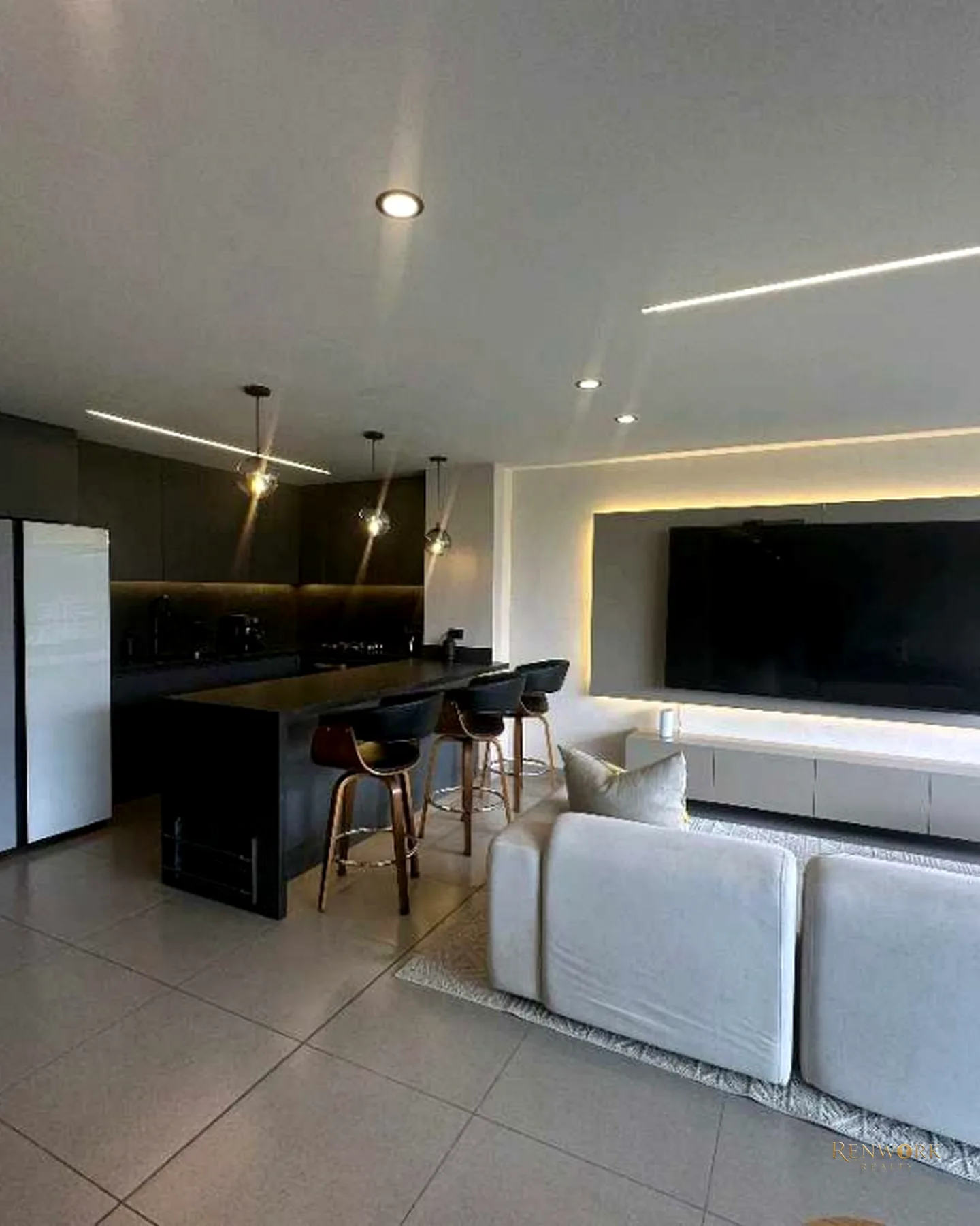 VENTA: ESPECTACULAR APARTAMENTO | LOMA DEL ESCOBERO, ENVIGADO. · foto 2
