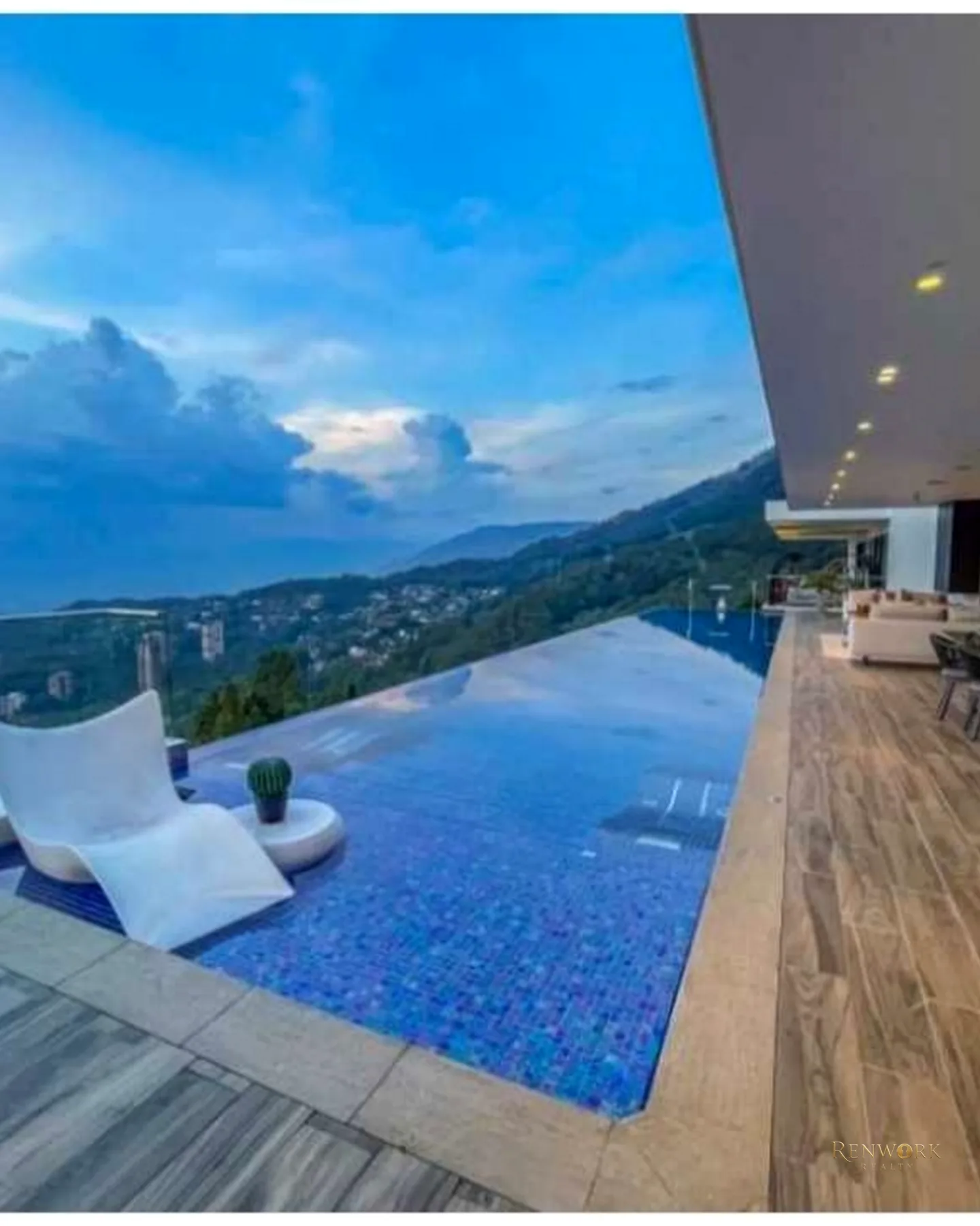 VENTA ESPECTACULAR CASA LUXURY UN SOLO NIVEL (PALMAS) · foto 3