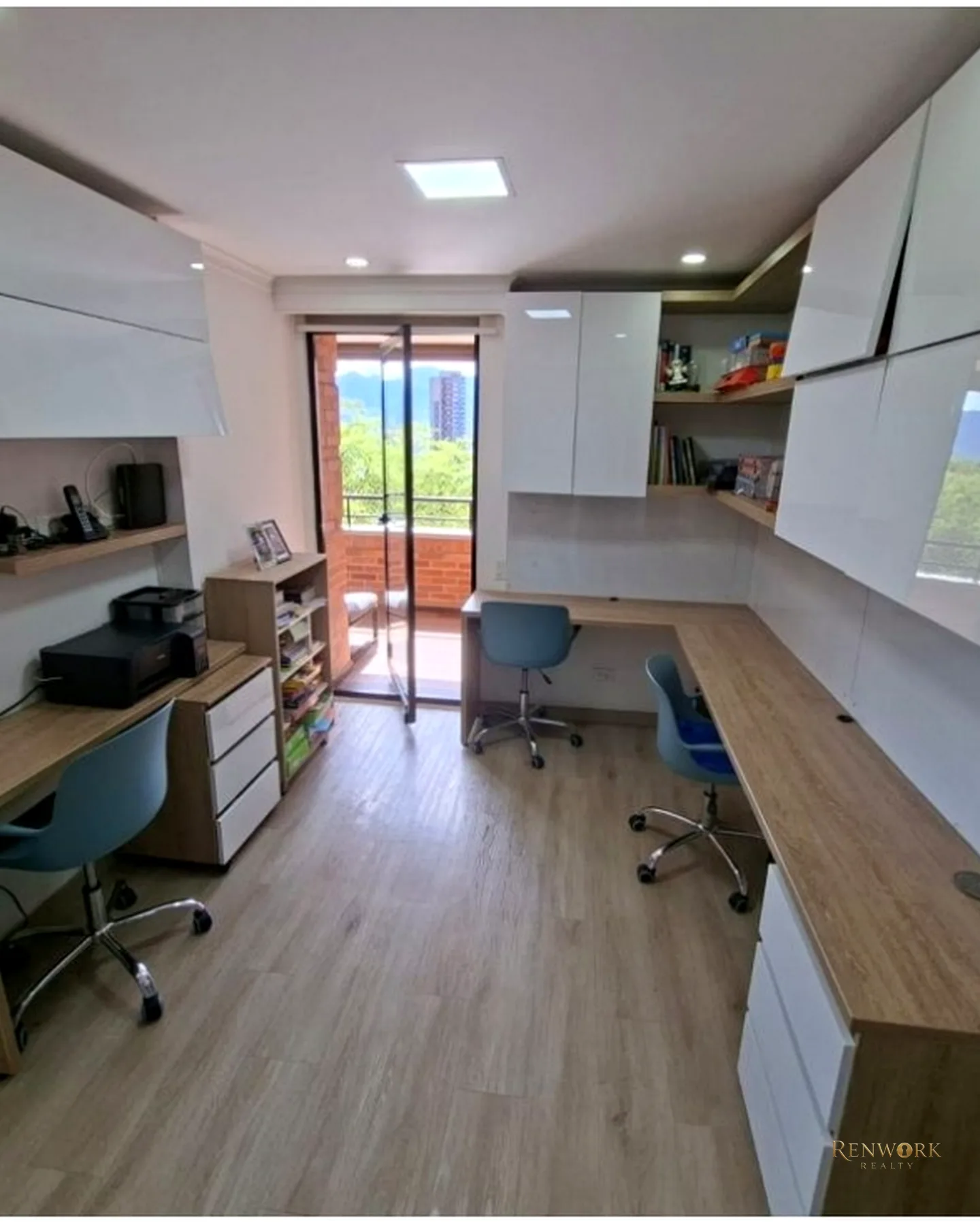 VENTA EXCELENTE APARTAMENTO CERCA A EL TESORO POBLADO REMODELADO · foto 7
