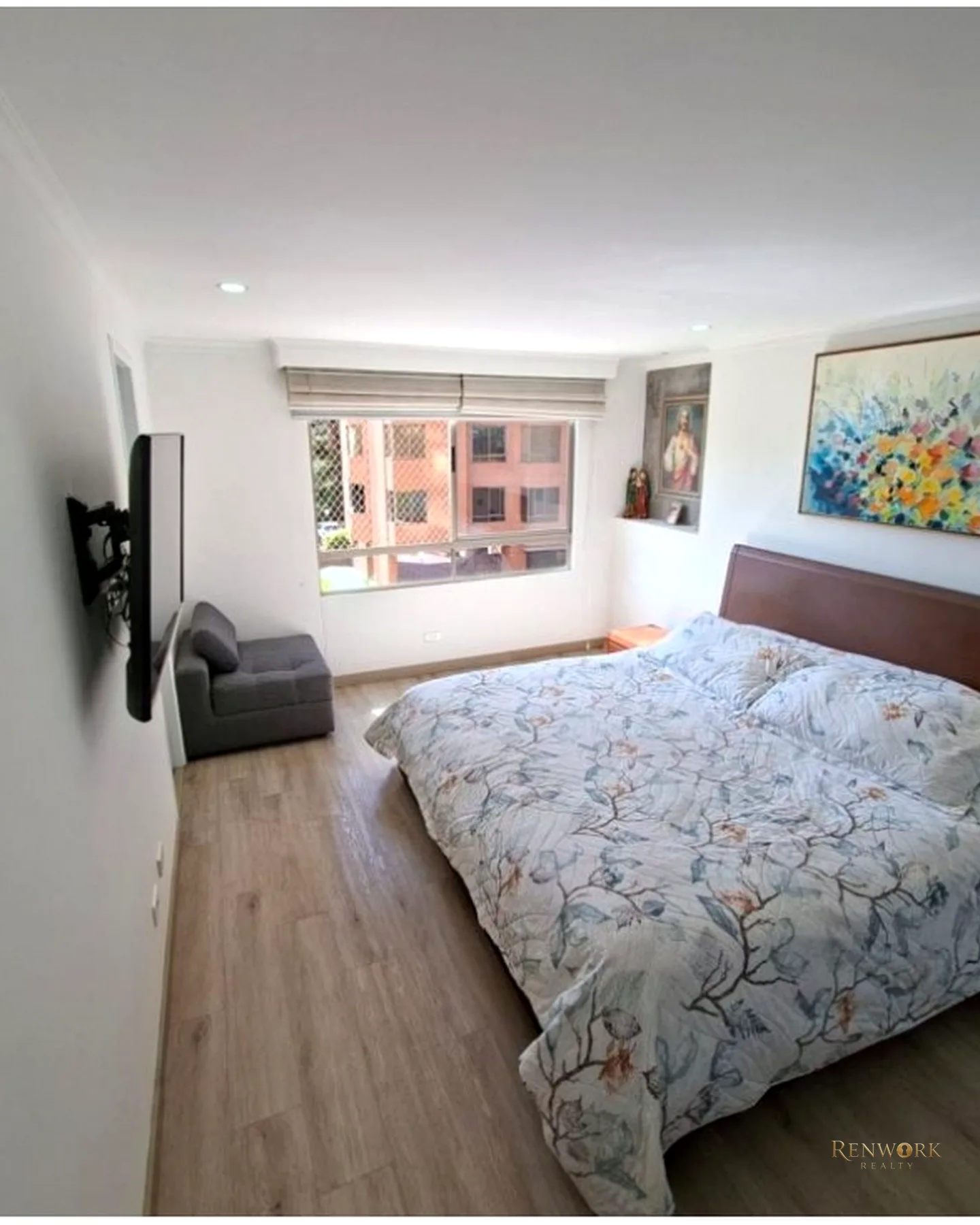 VENTA EXCELENTE APARTAMENTO CERCA A EL TESORO POBLADO REMODELADO · foto 11