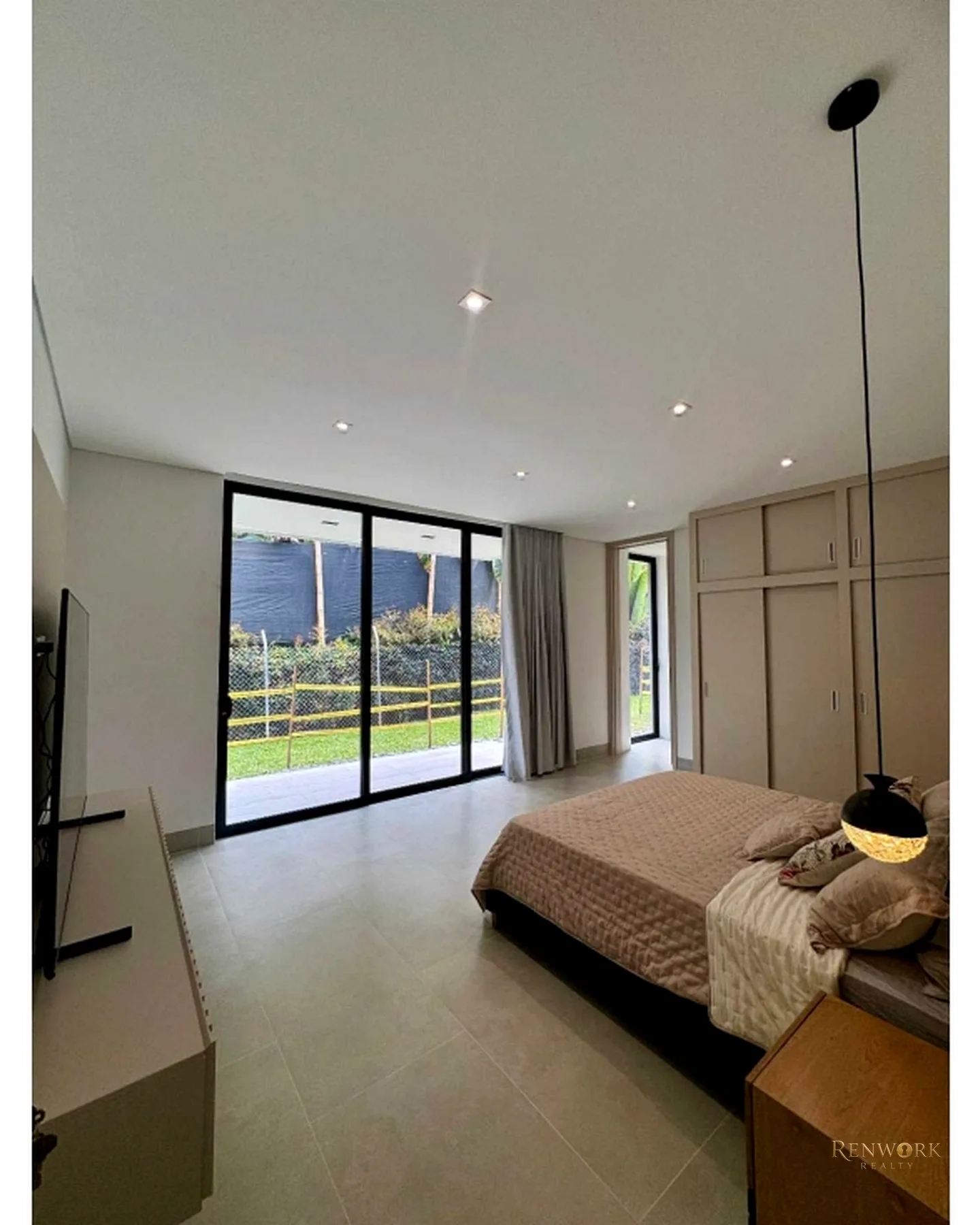 VENTA EXCLUSIVA CASA EN LLANOGRANDE · foto 12