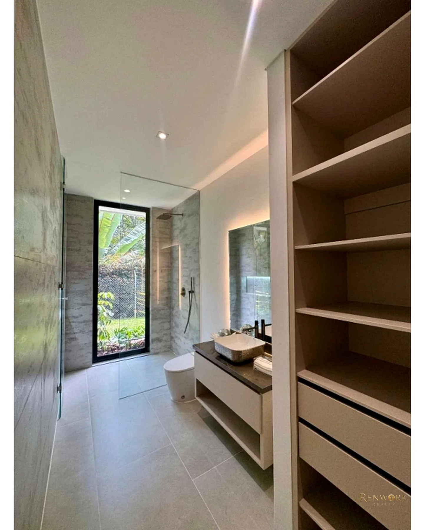 VENTA EXCLUSIVA CASA EN LLANOGRANDE · foto 10
