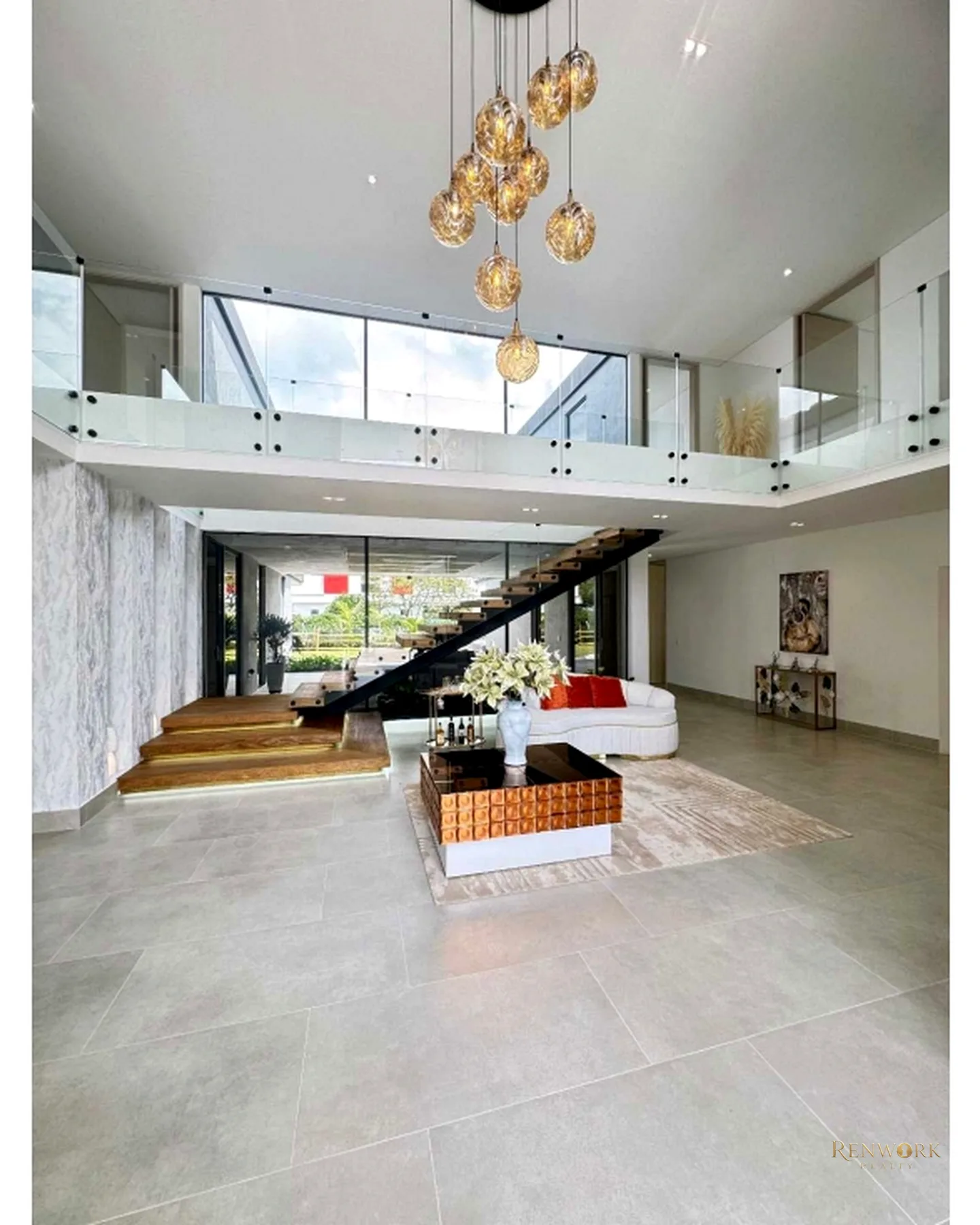 VENTA EXCLUSIVA CASA EN LLANOGRANDE · foto 7