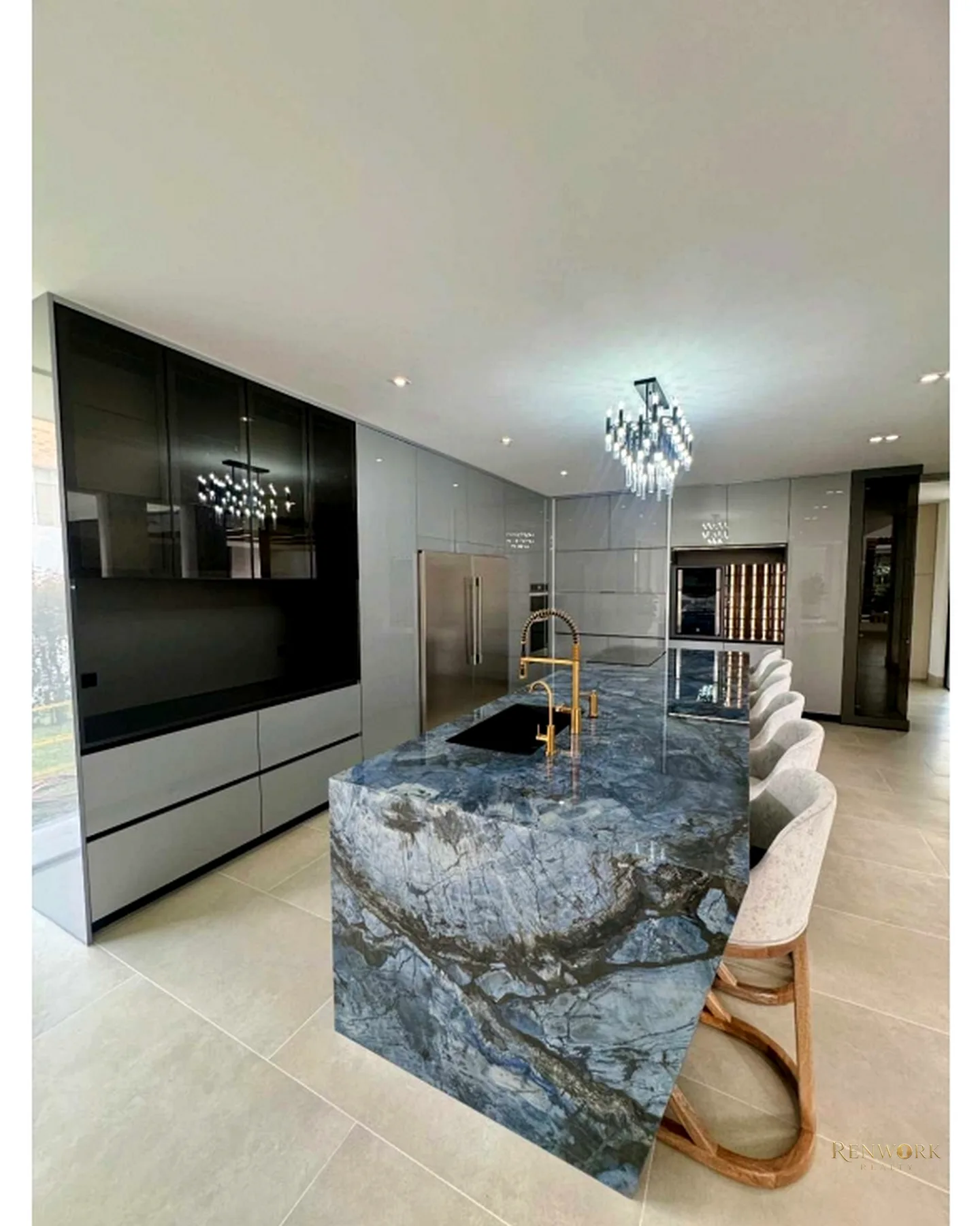 VENTA EXCLUSIVA CASA EN LLANOGRANDE · foto 5