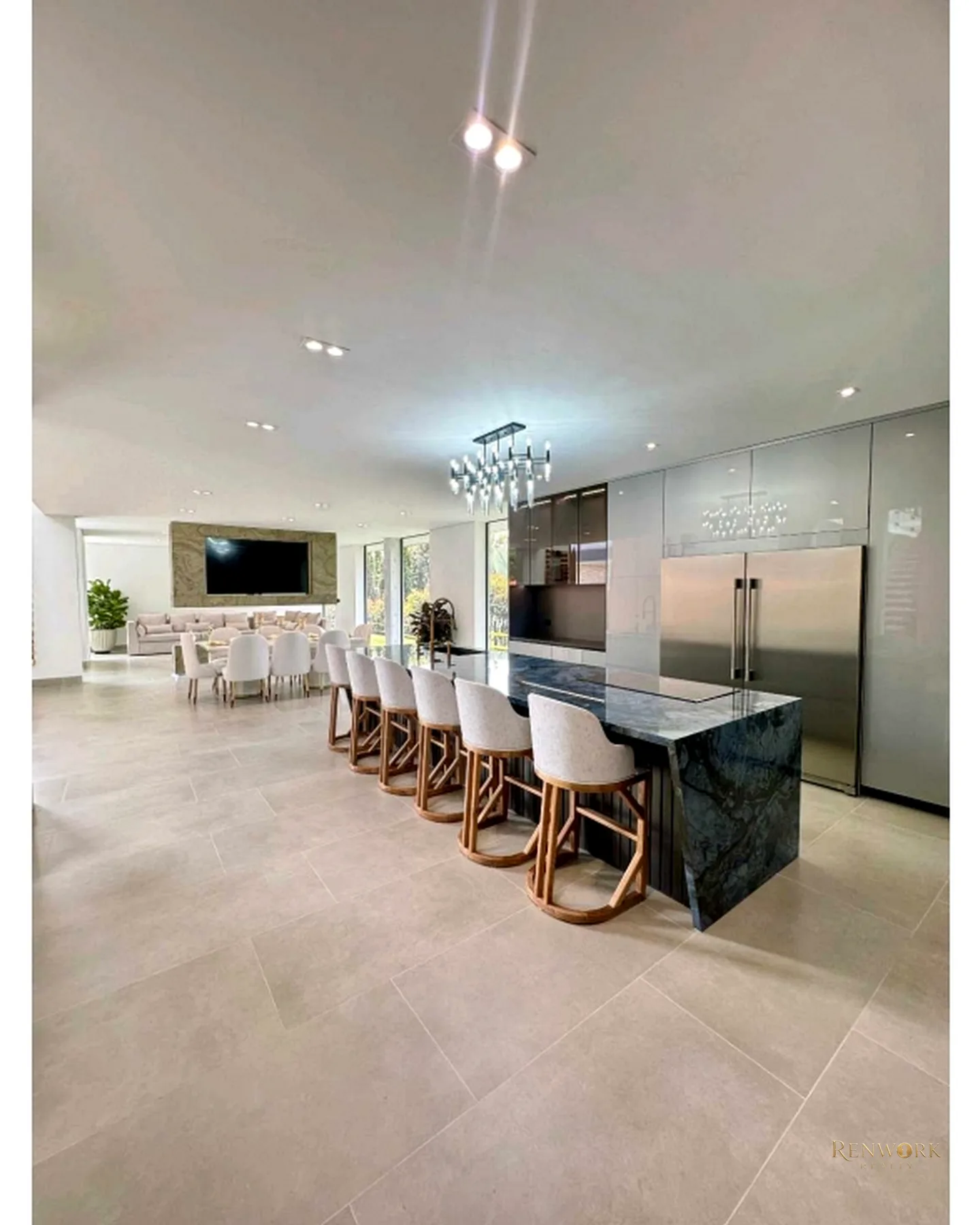 VENTA EXCLUSIVA CASA EN LLANOGRANDE · foto 4